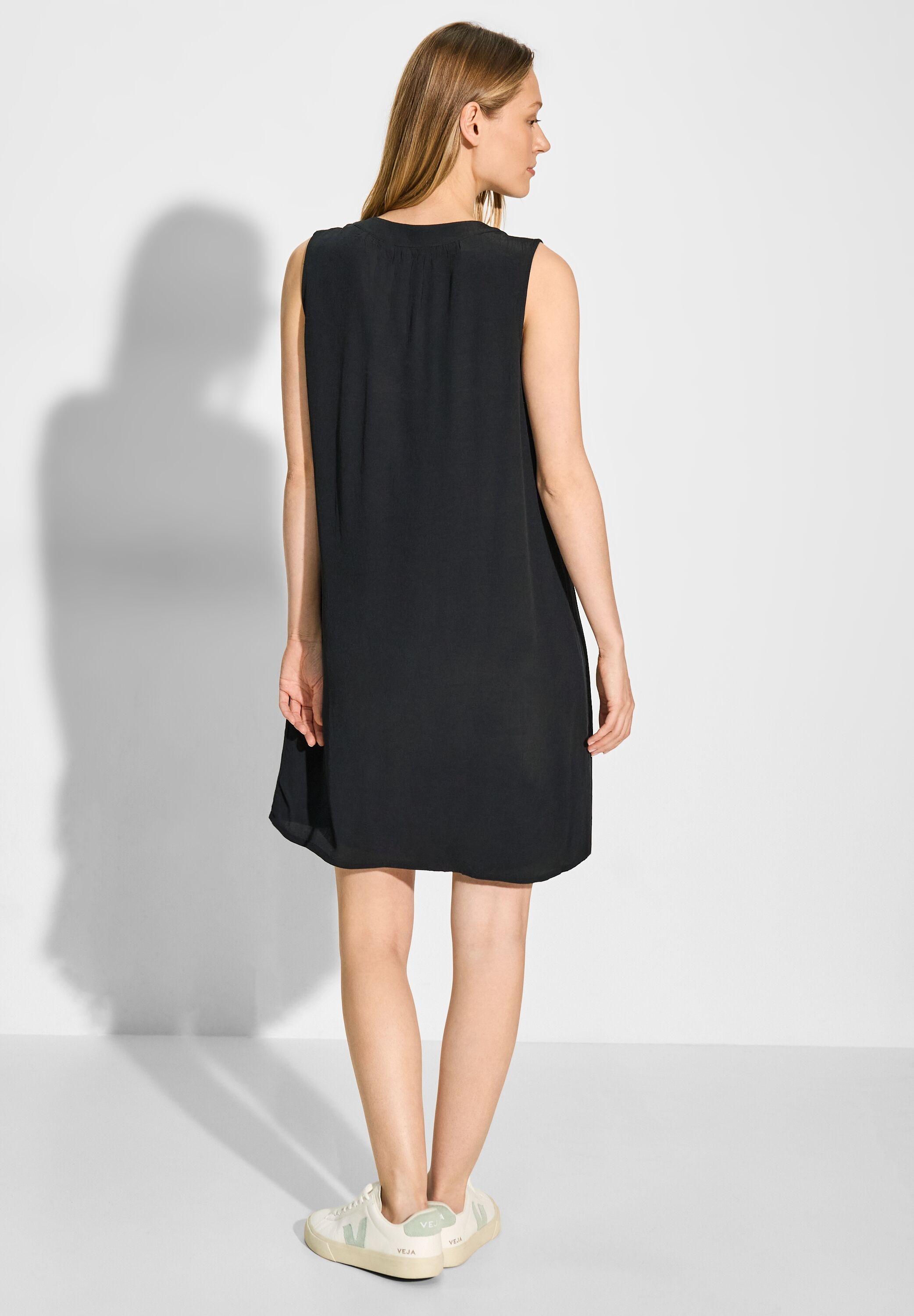 Cecil Sommerkleid, in Crepe Optik