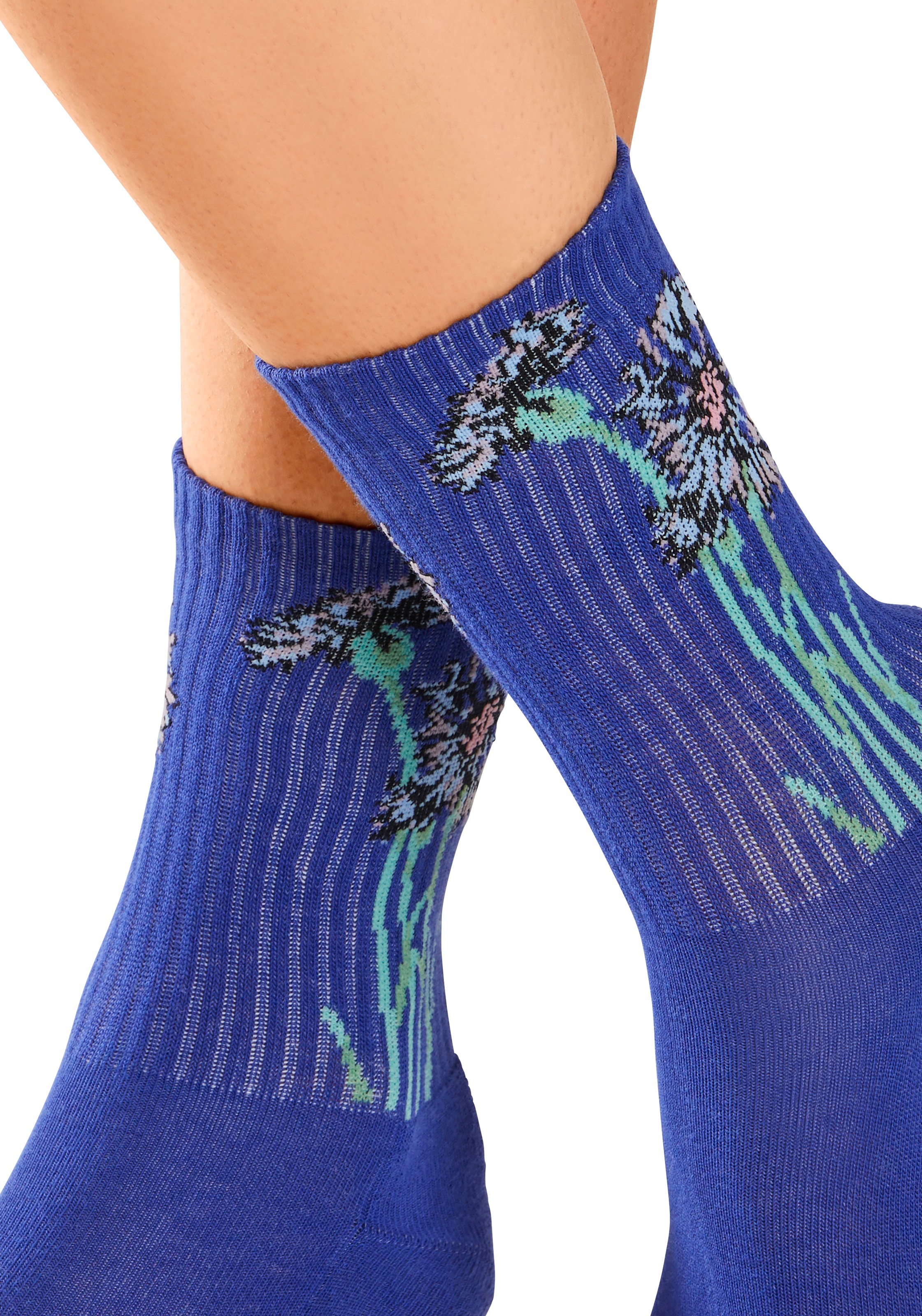 LASCANA Basicsocken, (Packung, 4 Paar), mit eingestrickten Blumen Motiven