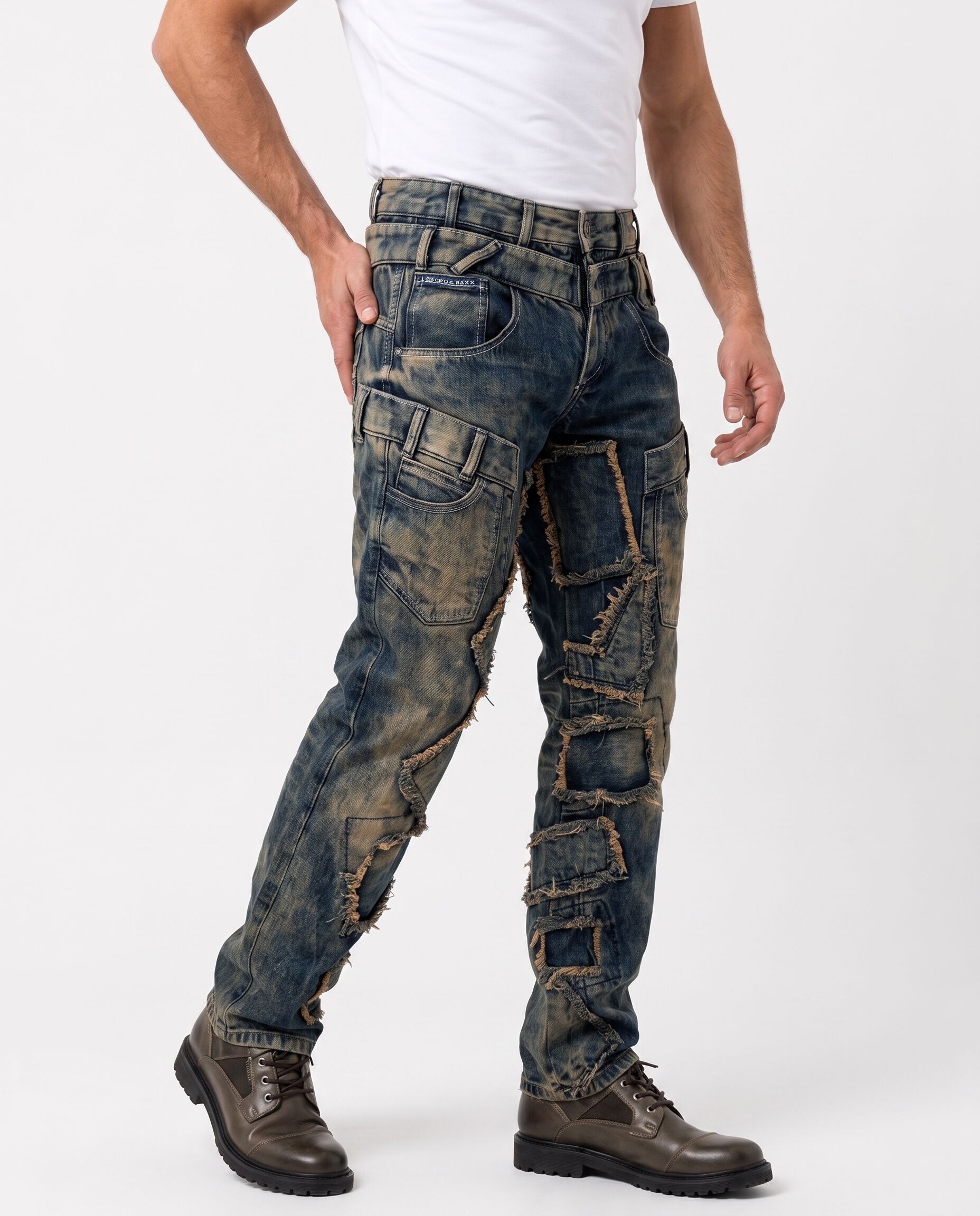 Cipo & Baxx Destroyed-Jeans »CD912« im Patchwork-Design