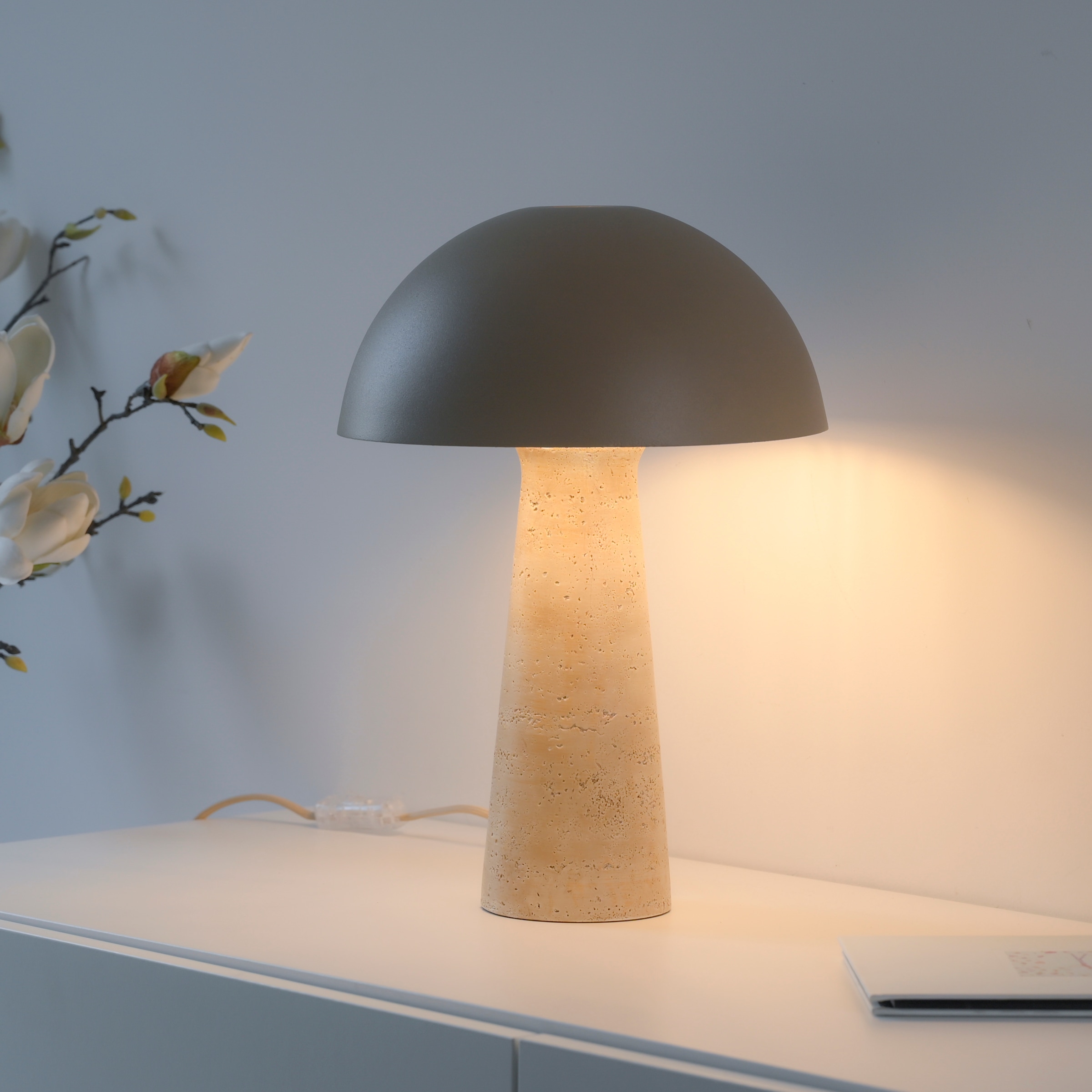 JUST LIGHT Tischleuchte »SOPPER« E27 1 Stk. exkl. Leuchtmittel, Schnurschalter,Sockel Travertinoptik,Metall-Schirm