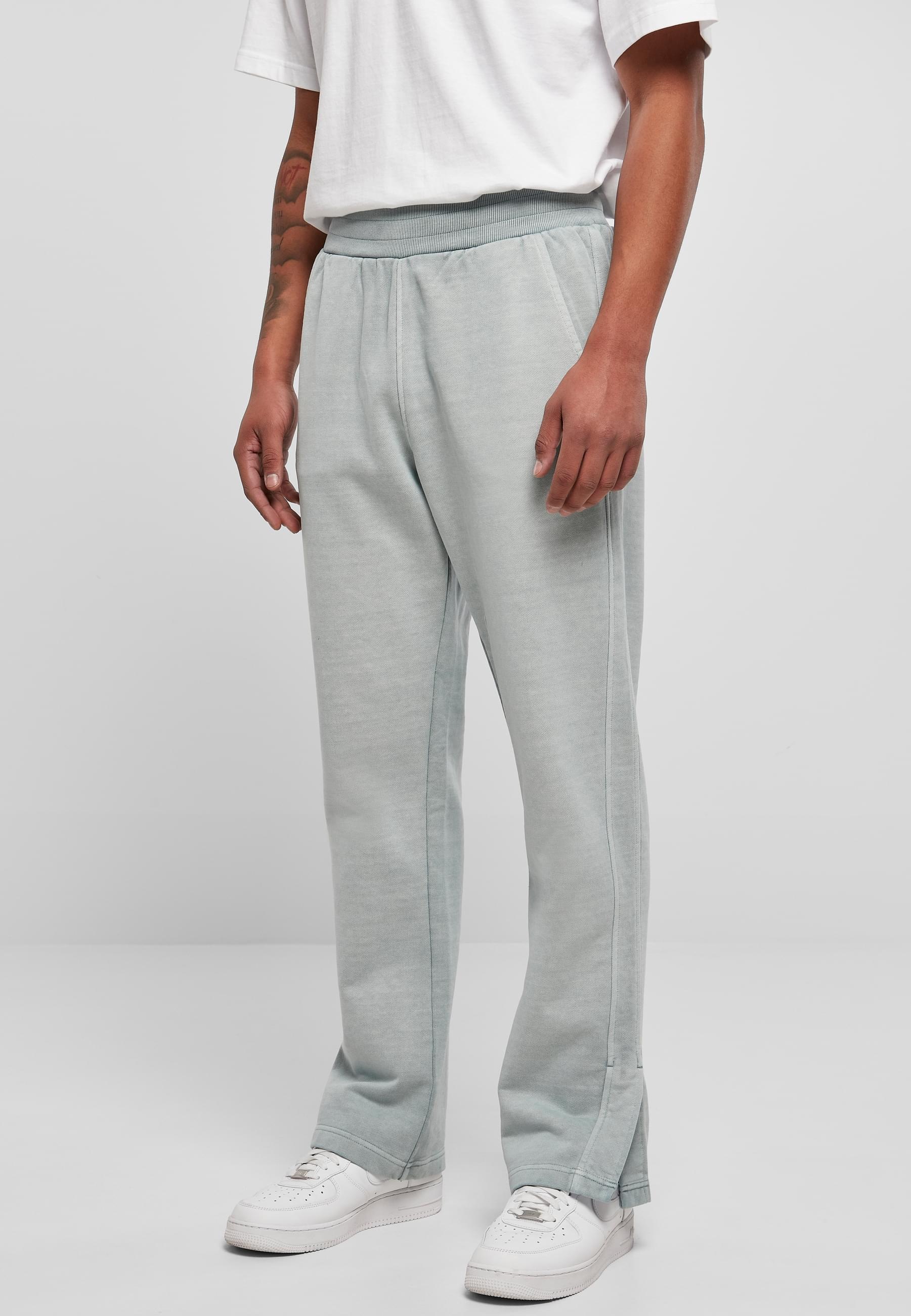 URBAN CLASSICS Jogginghose »Urban Classics Herren Heavy Terry Garment Dye Slit Sweatpants«, (1 tlg.)
