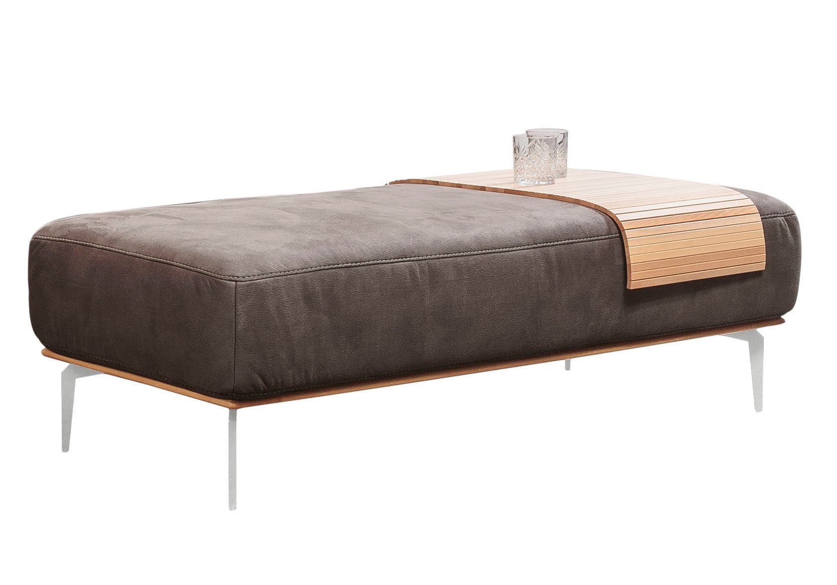 W.SCHILLIG Polsterhocker mit elegantem Holzsockel, Füße in Chrom glänzend, Breite 150 cm