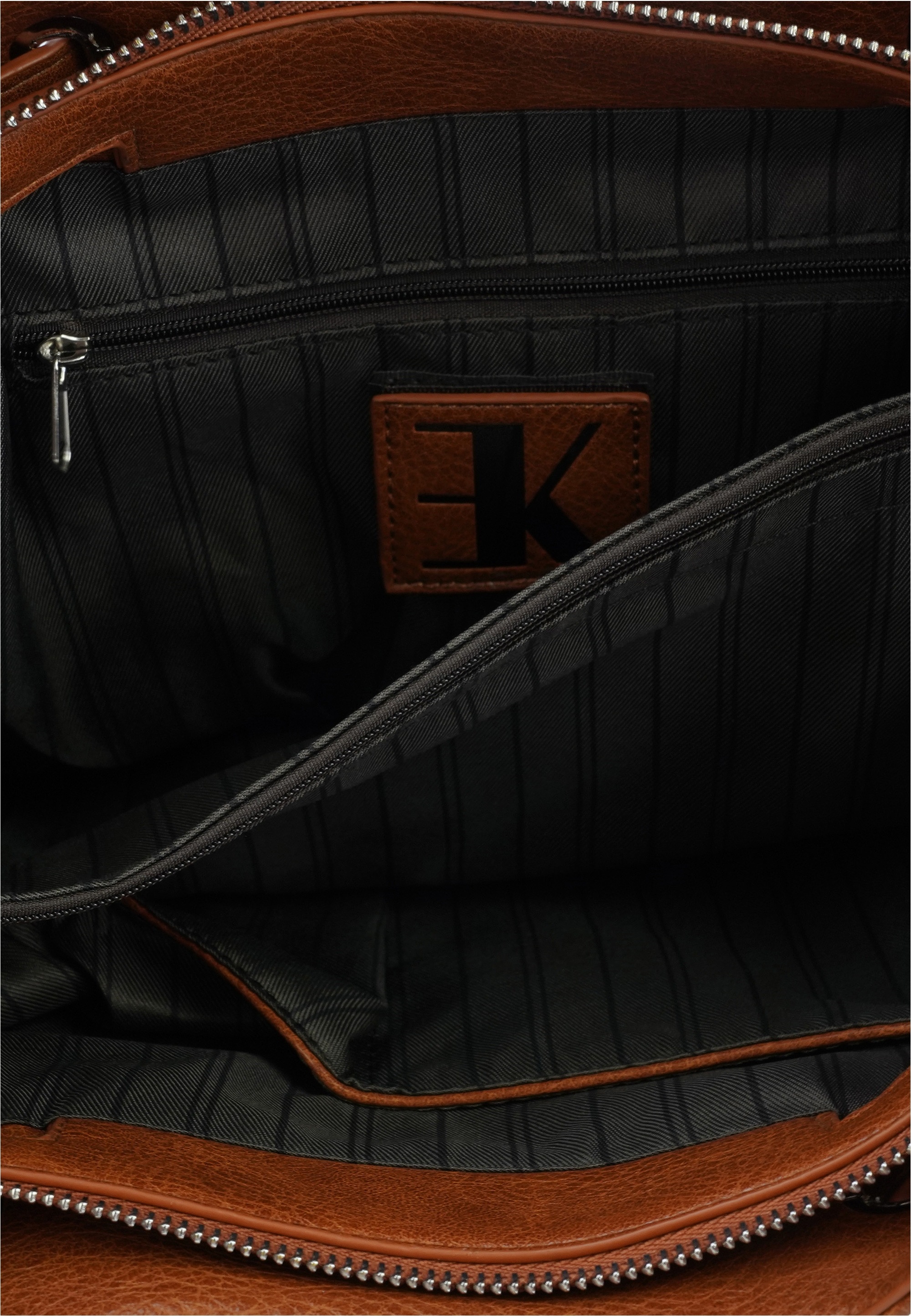 Harpa Schultertasche »Regina« in Trapezform mit unterteiltem Hauptfach