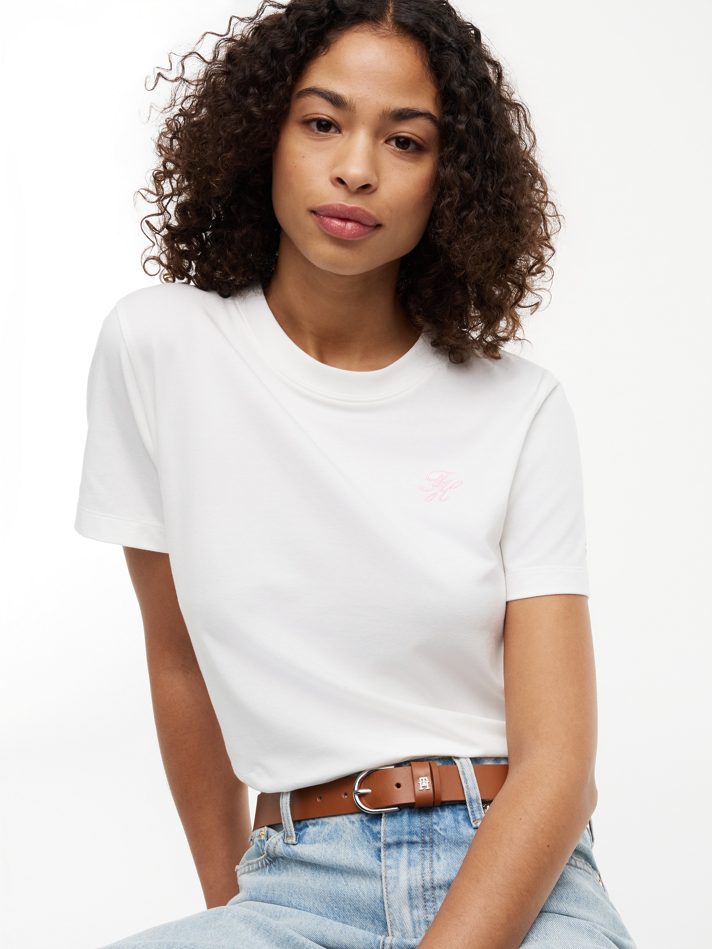 Tommy Hilfiger Kurzarmshirt »TH SCRIPT REG C-NK SS TEE« Baumwollmischung, regular fit