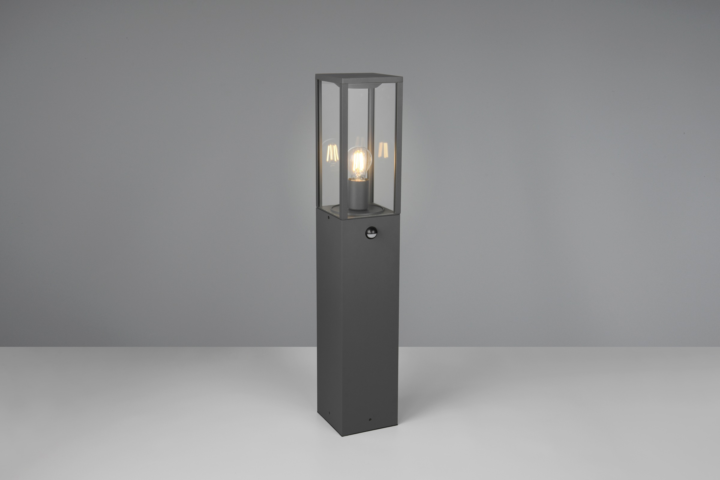 TRIO Leuchten Außen-Stehlampe »GARONNE, Outdoor Wegeleuchte mit Bewegungsmelder IP44, 80cm hoch« E27 1 Stk. warmweiß - kaltweiß exkl 1x E27 max 60W, Stehleuchte für Garten & Terrasse aus Metall