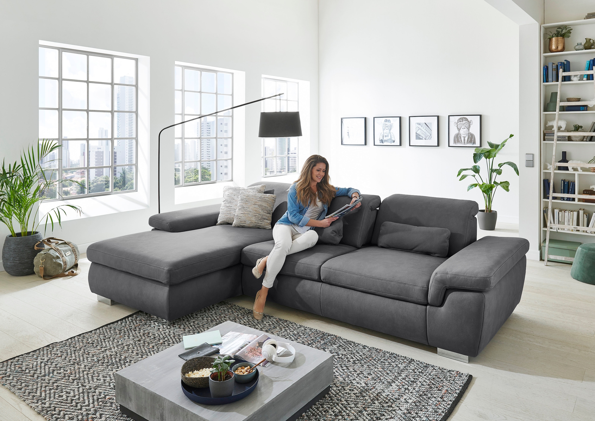 Die PlanBar Ecksofa "MP-IN17041 L-Form, Breite 325 cm" Sitztiefenverstellung, optional Kopfteilverstellung & Schlaffunktion