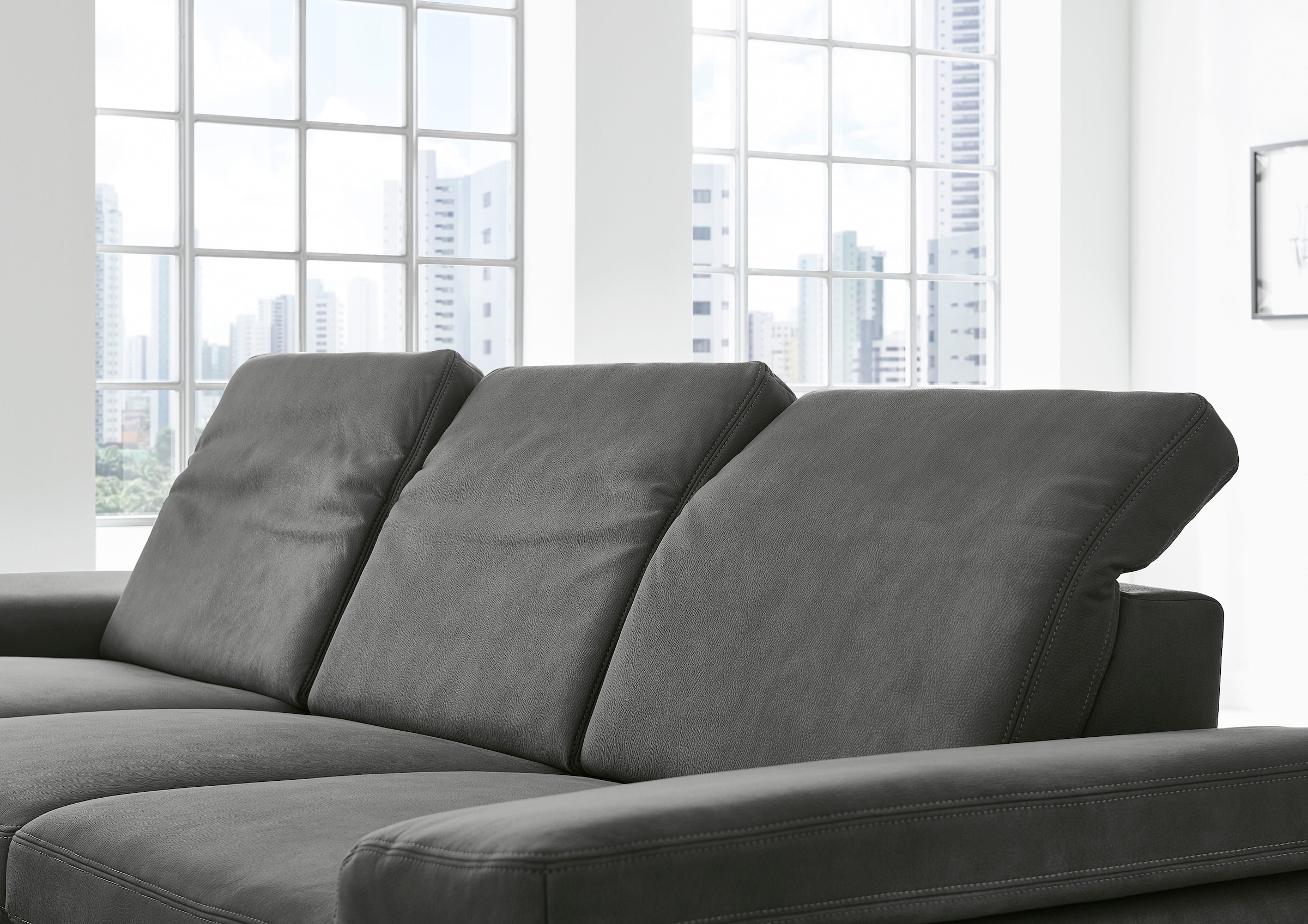 Die PlanBar Ecksofa »MP-IN17041 L-Form«, mit Sitztiefenverstellung, optional Kopfteilverstellung & Bettfunktion