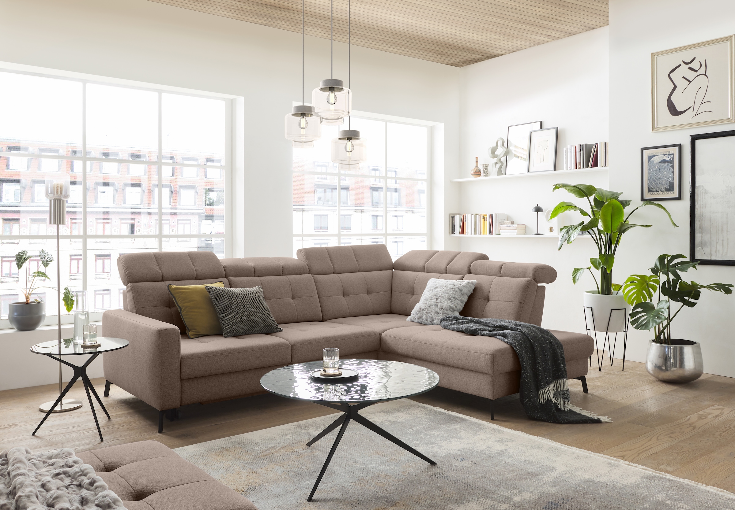 Musterring Ecksofa "MR 4615" mit Kopf- und Rückenverstellung, Metallfuß schwarz, Maße 272 x 214 cm