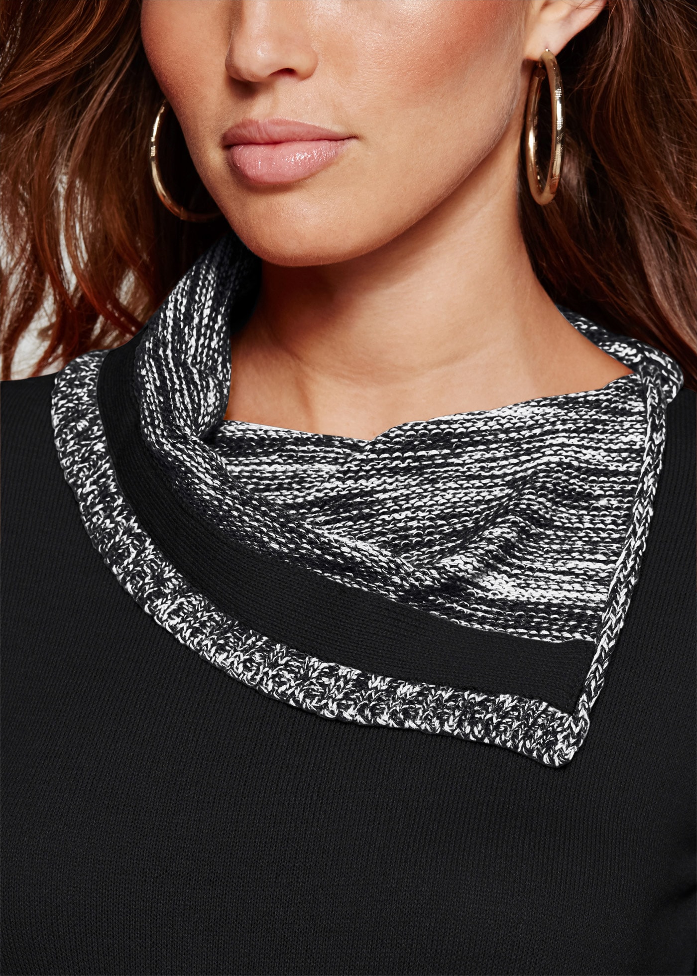 bonprix Strickkleid Ziertaschen zweifarbiger Look, toller Umlegekragen