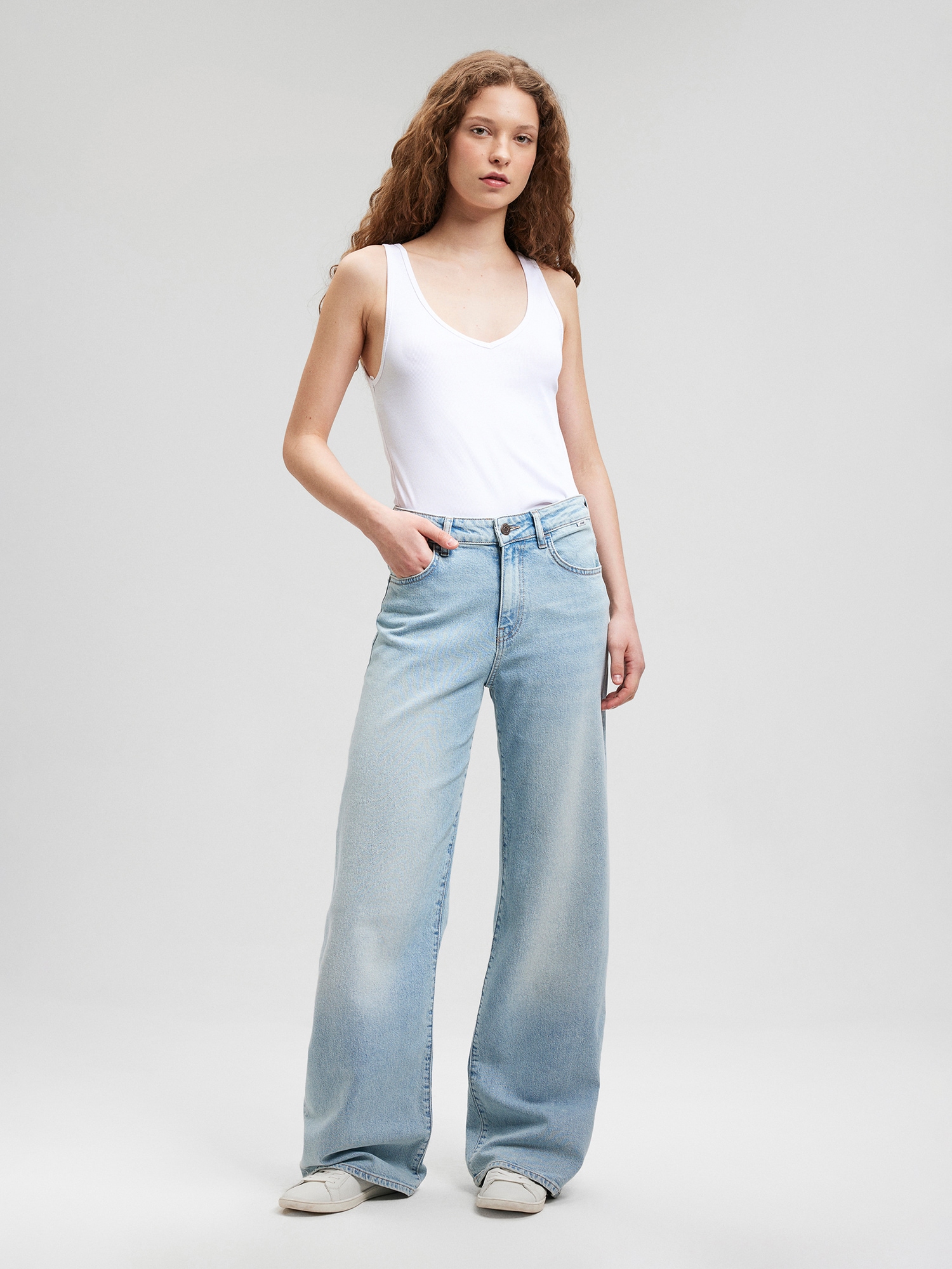 Mavi V-Shirt »STRAP V NECK BASIC«, Top V-Neck