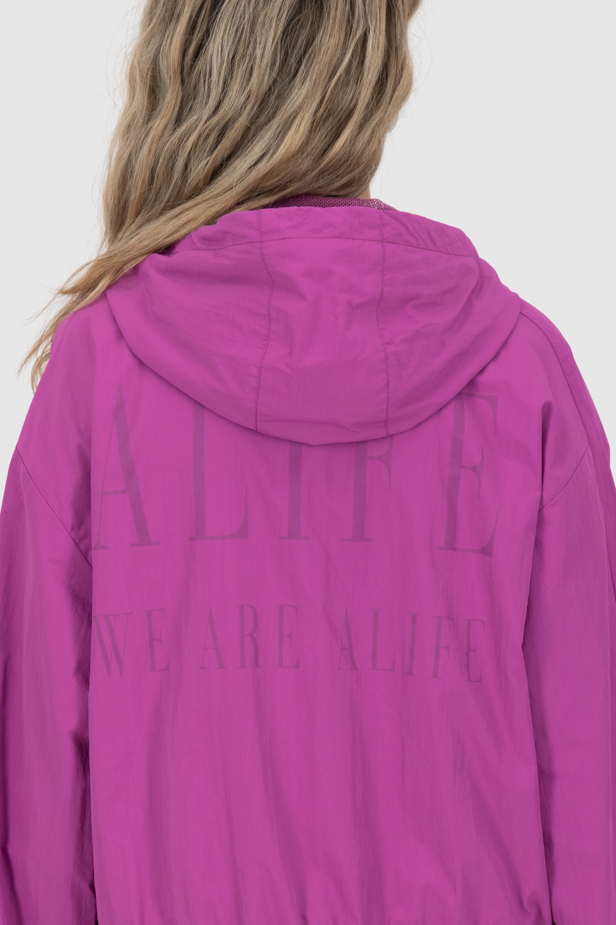 Alife & Kickin Sommerjacke »Damen JovanaAK A Übergangsjacke, Jacke« leichte Übergangsjacke Windbreaker mit Kapuze und Reißverschluss