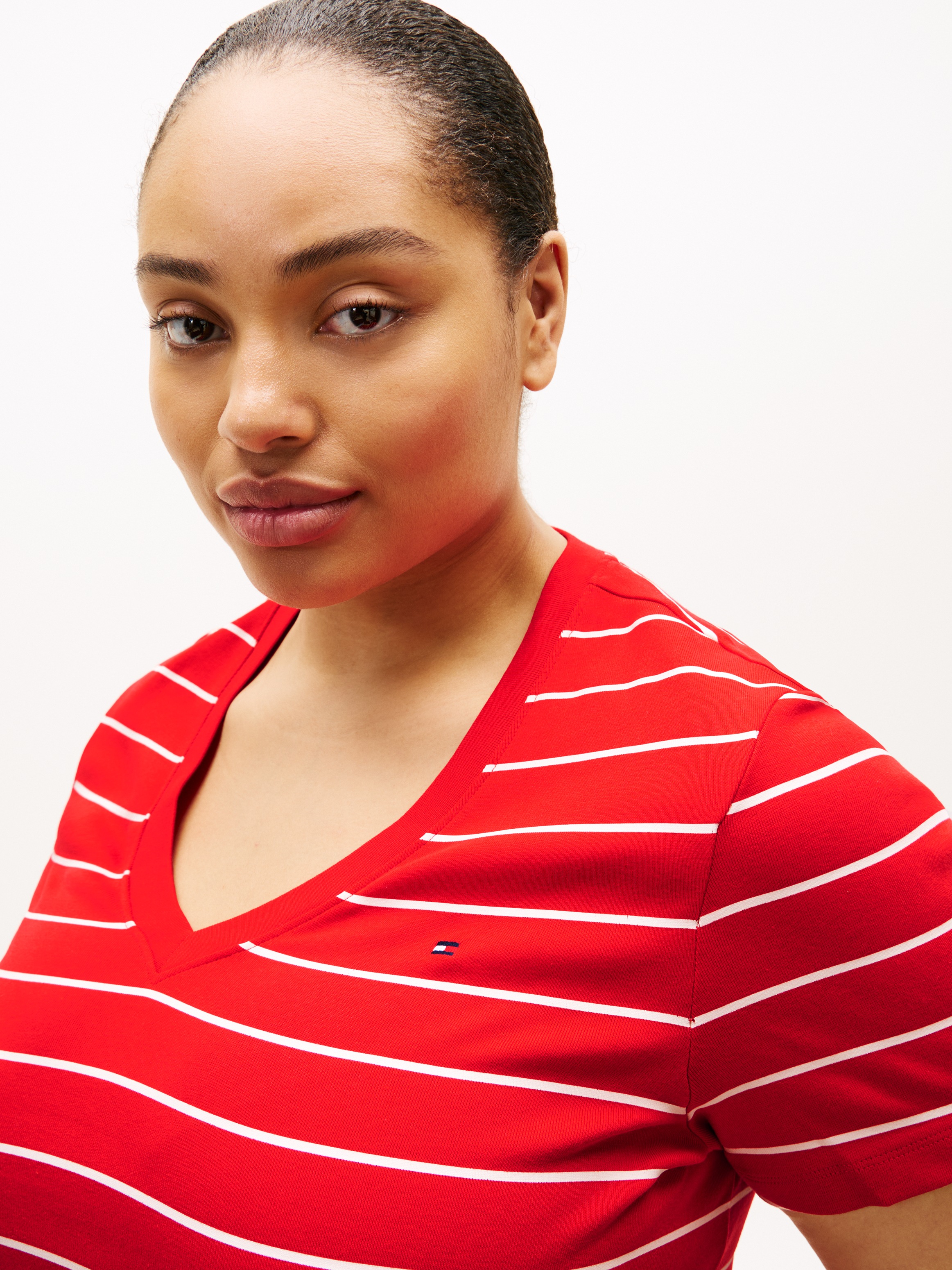 Tommy Hilfiger Curve V-Shirt "CRV SLIM CODY V-NK SS" in großen Größen günstig online kaufen