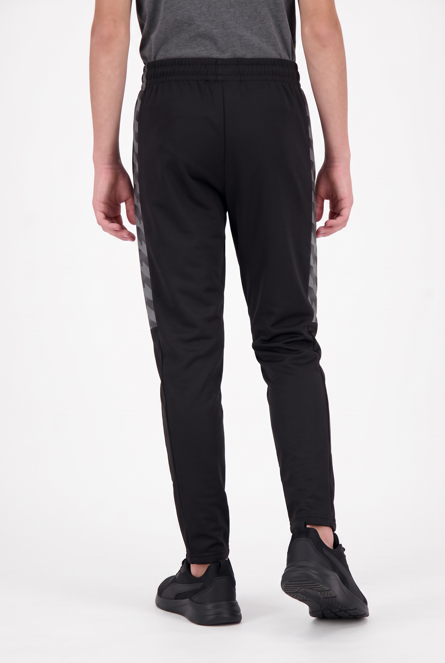 PUMA Trainingshose »TEAMLIGA26 TRAINING PANTS JR«  atmungsaktives Material, DryCELL-Technologie, Regular Fit