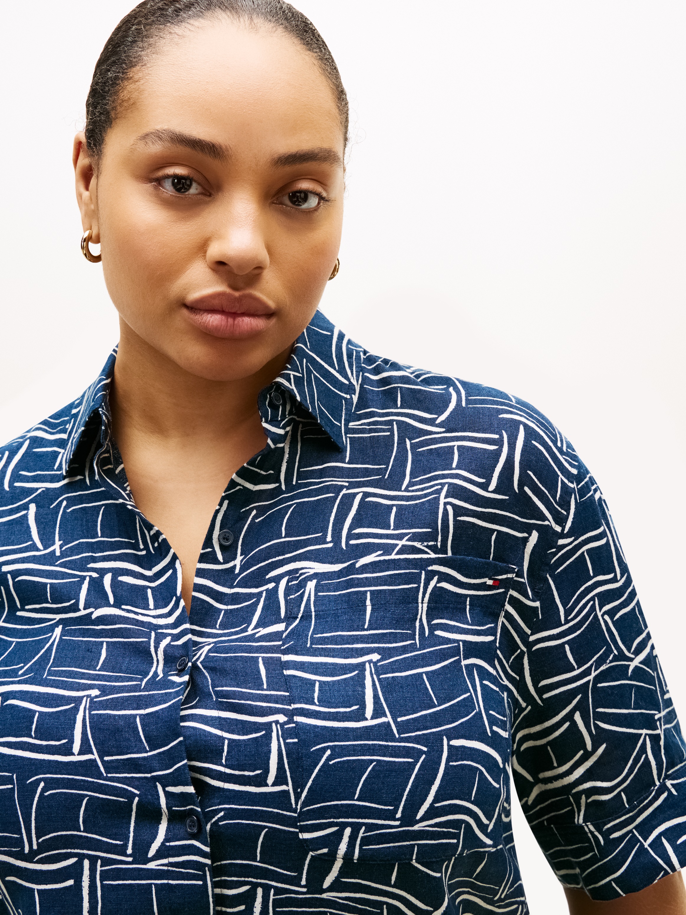 Tommy Hilfiger Curve Kurzarmshirt "CRV ESS LINEN SHIRT WITH SS" in großen G günstig online kaufen