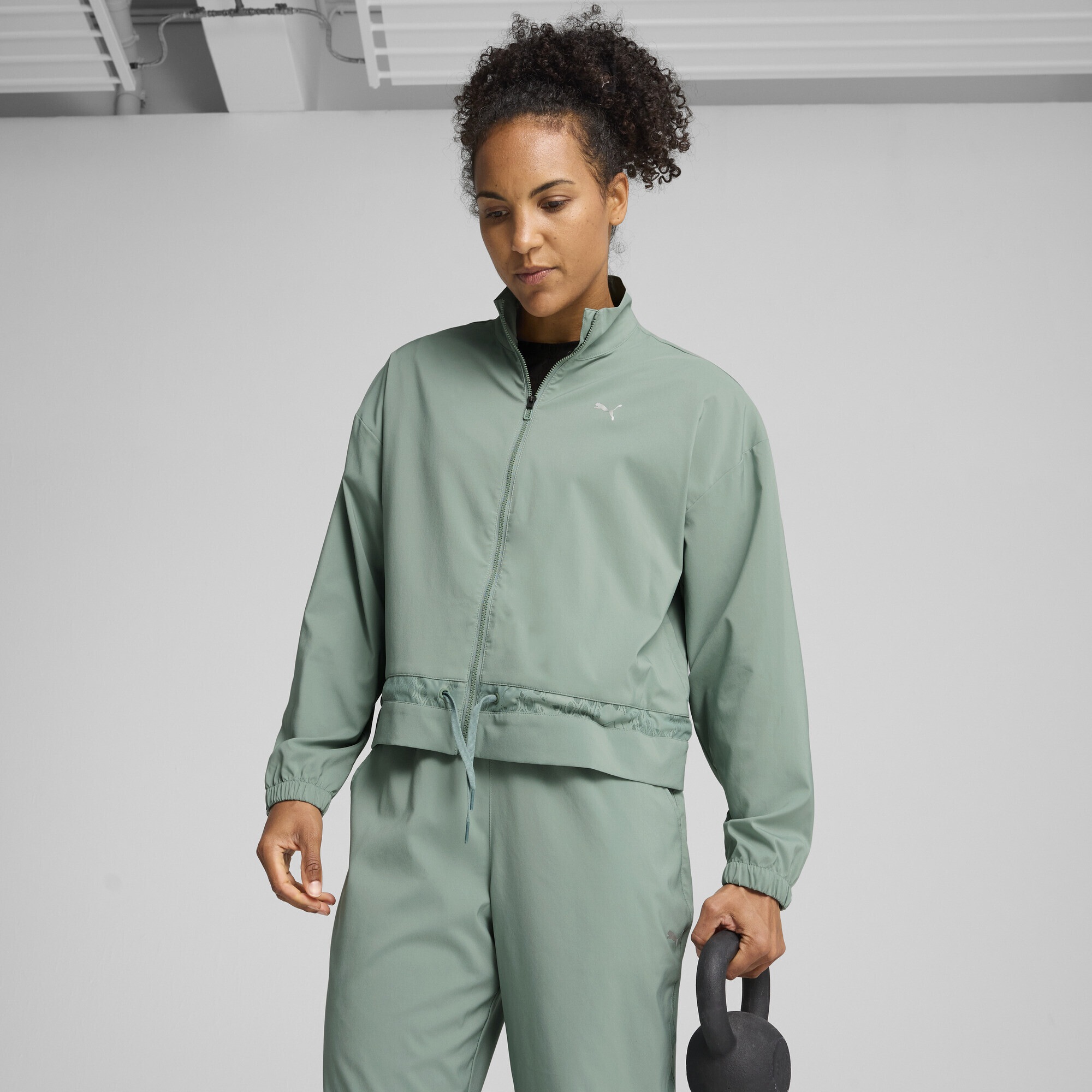 PUMA Trainingsjacke »LACE Gewebte Jacke Damen«