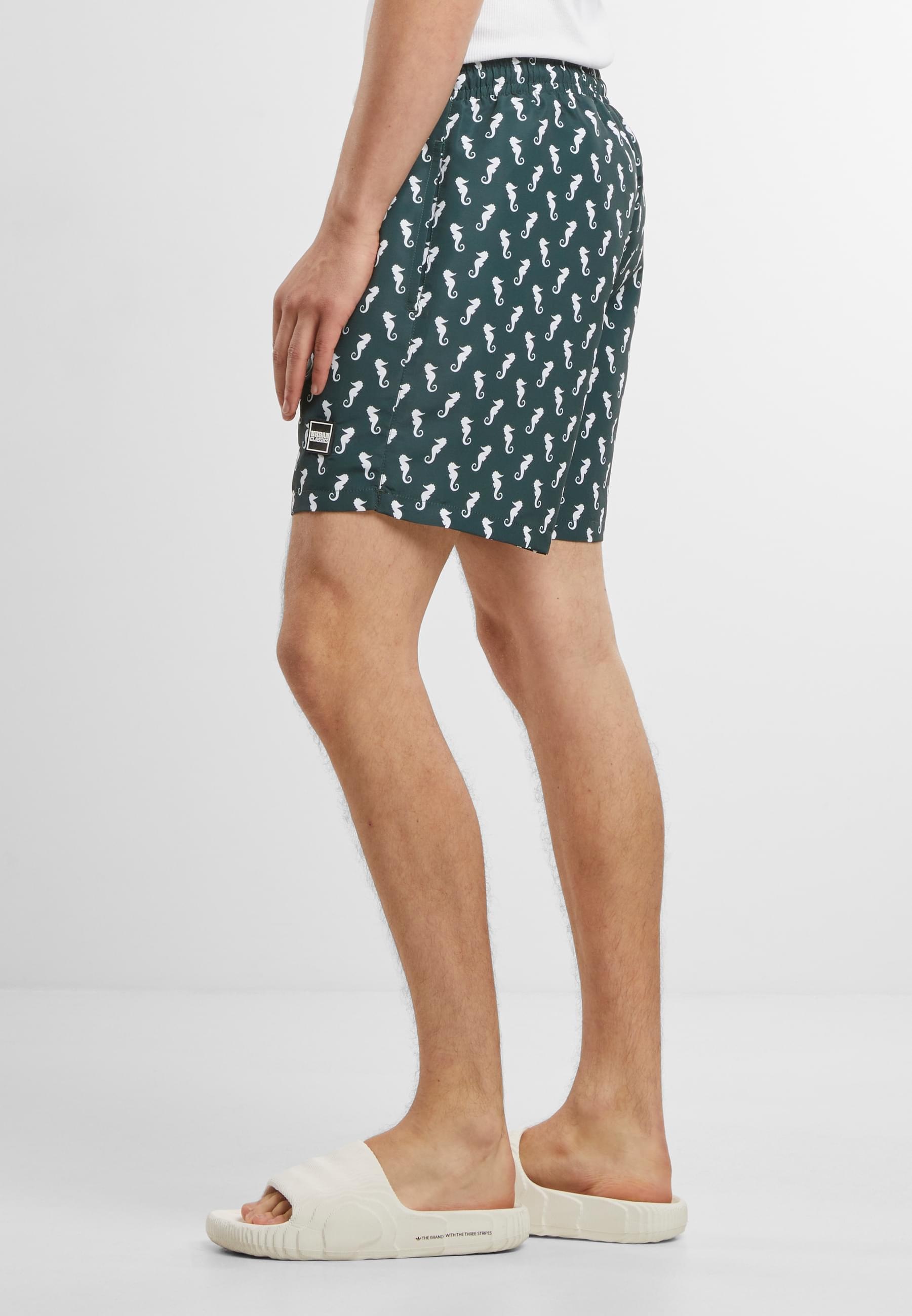 URBAN CLASSICS Badeshorts »Urban Classics Herren Pattern Swim Shorts«