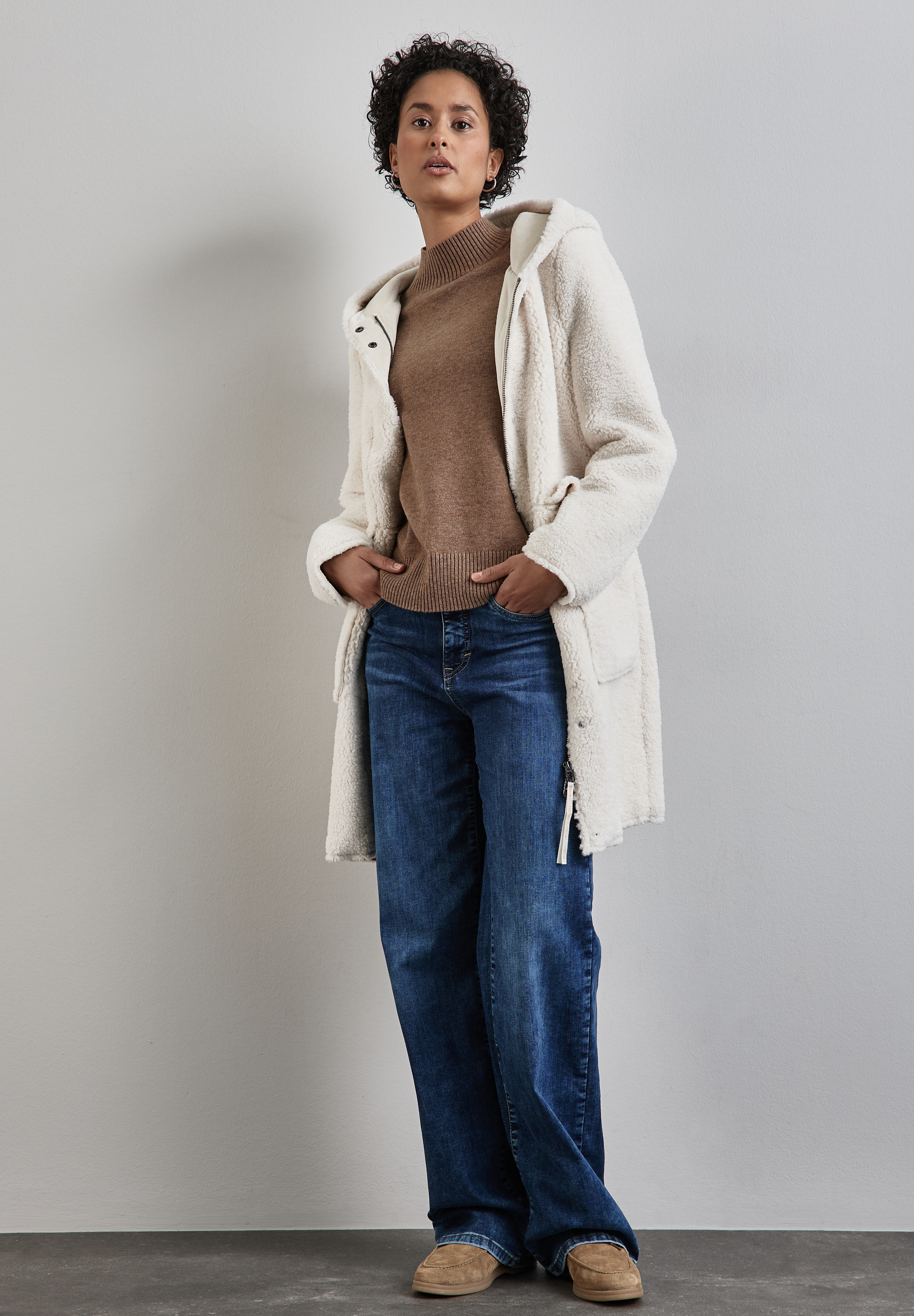 STREET ONE Langjacke, mit Kapuze, mit Teddyfell und Kapuze