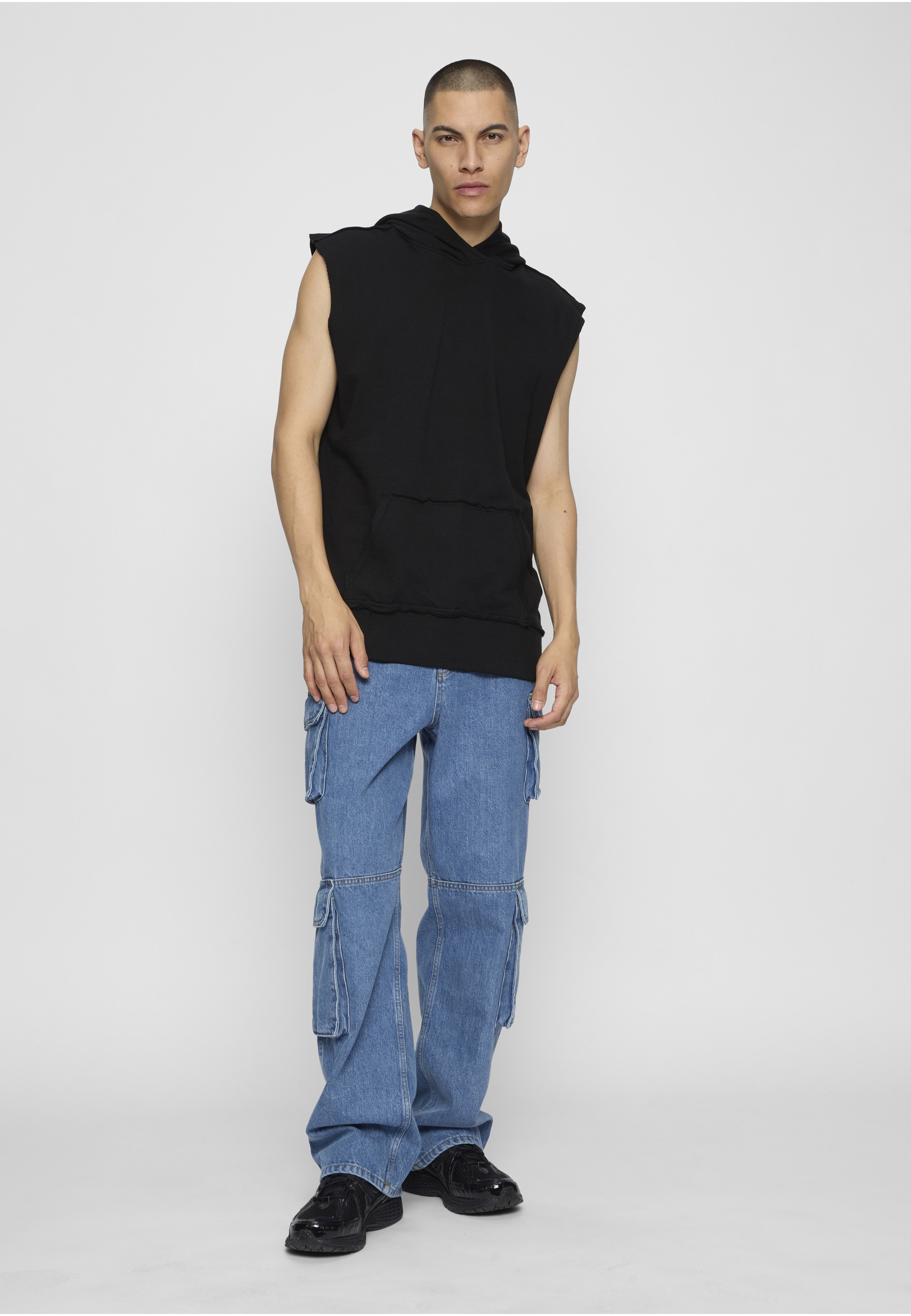URBAN CLASSICS Rundhalspullover »Urban Classics Herren Open Edge Sleeveless Hoody« 1 Stk.