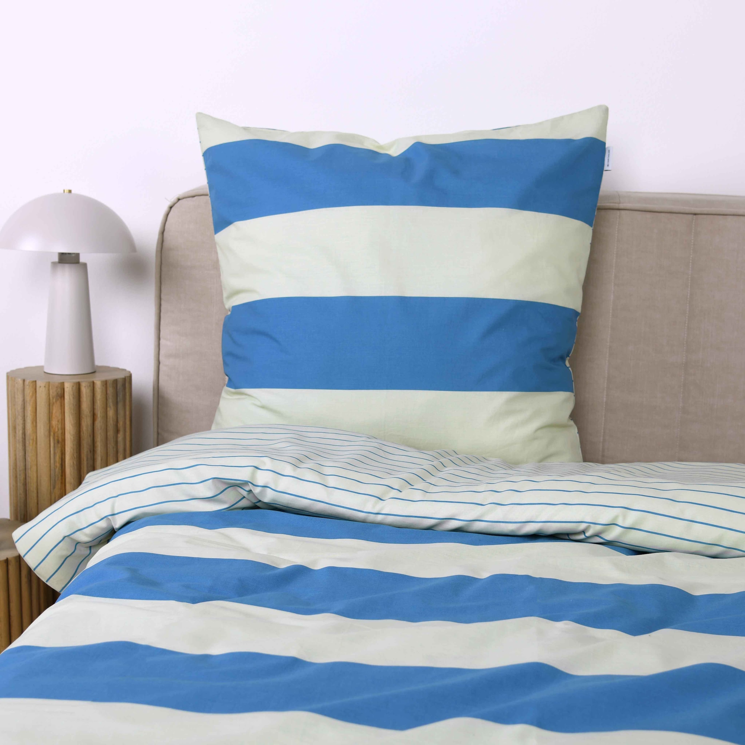 TOM TAILOR HOME Bettwäsche »BOLD STRIPES in Gr. 135x200cm, 155x220cm oder 200x220cm«, (3 tlg.), new bedroom, mit farbigem Markenreißverschluss