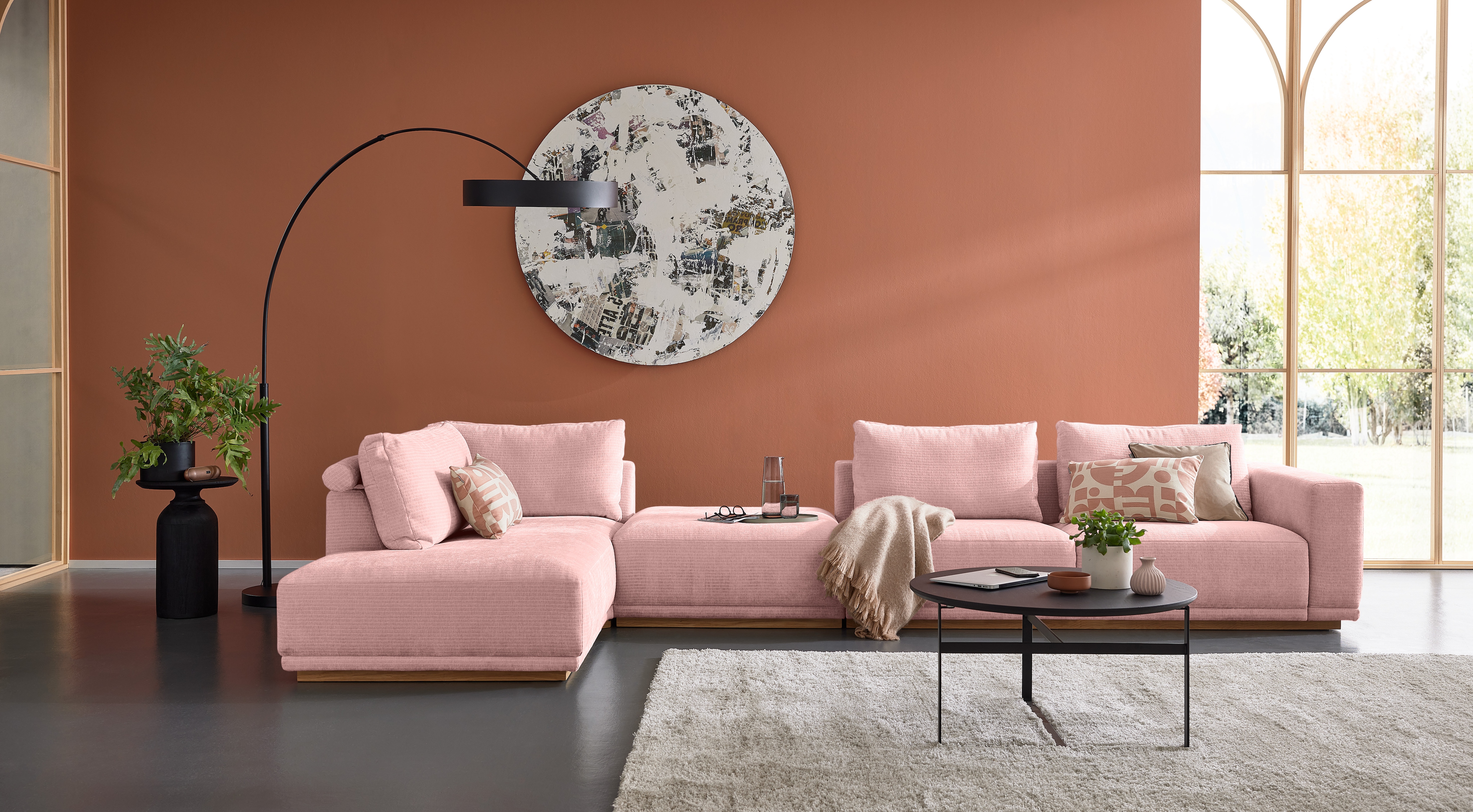 Musterring Wohnlandschaft "JustB PM200 bequem, wahlw. Sitzvorzug, Breite 395cm, Holzsockel" Anreihsofa Armlehne rechts, Eckteil links & Hocker. Elekt. Sitzvorzug