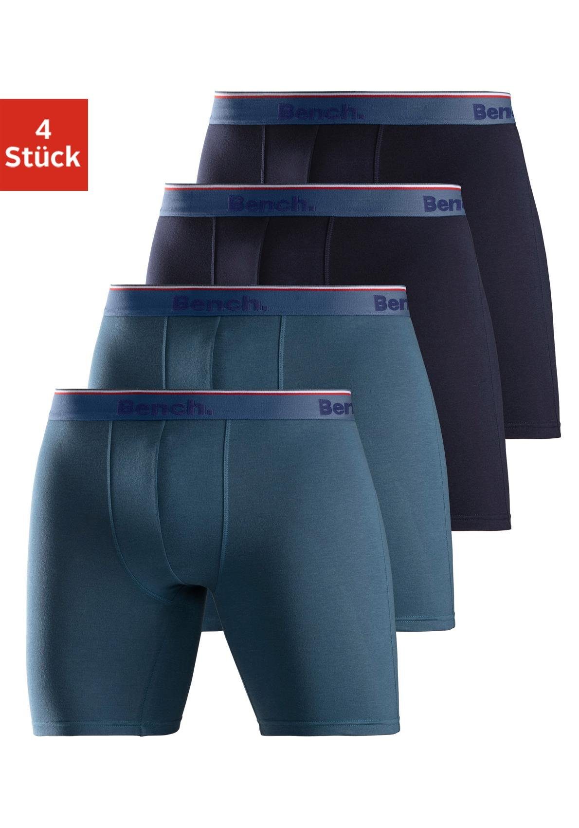Bench. Langer Boxer Packung, 4 Stk. Boxershorts mit langem Bein, schmalen Streifen und Logo im Bund