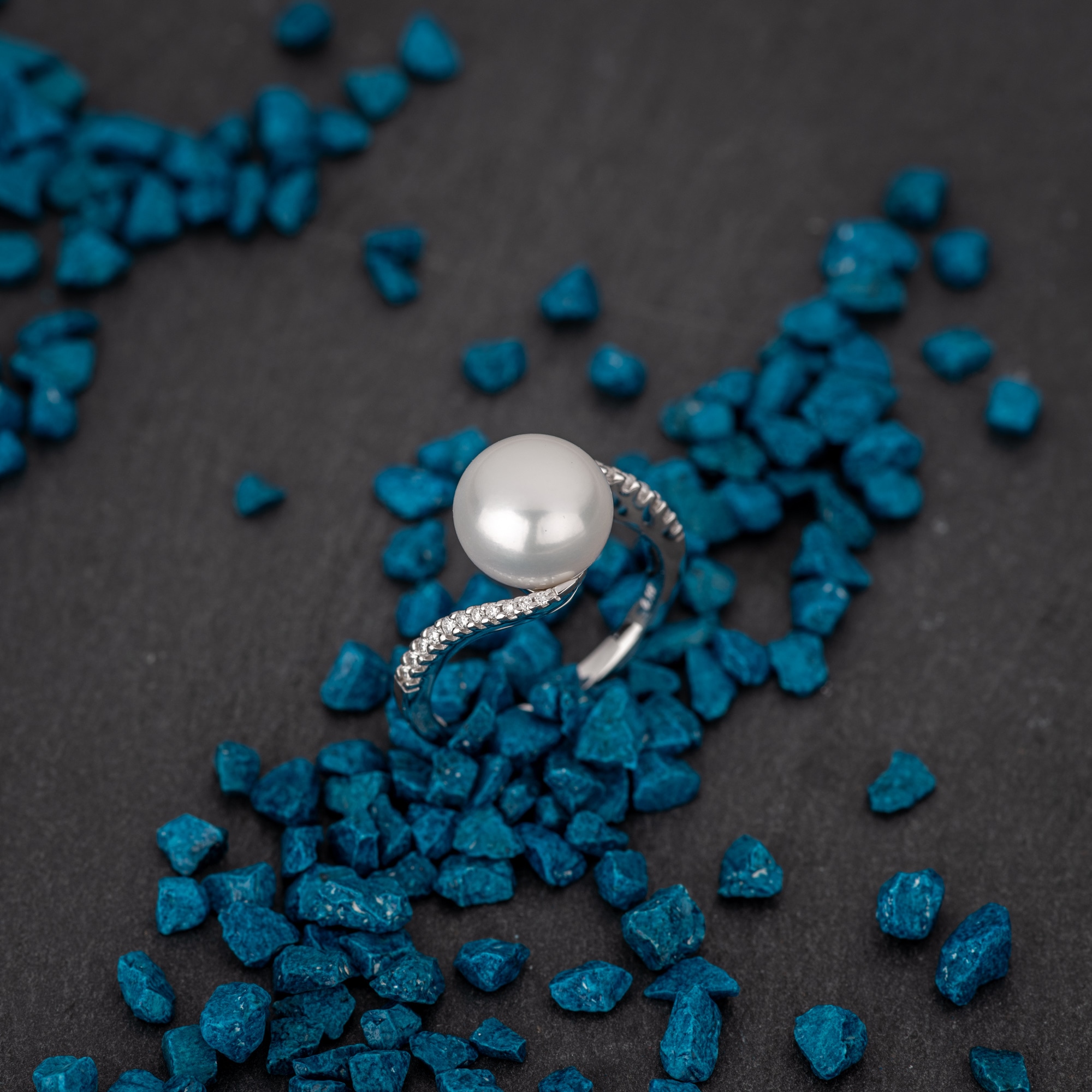 Orolino Fingerring »Gold 585 mit 20x Brillant zus. 0,15ct. und weißer Perle«