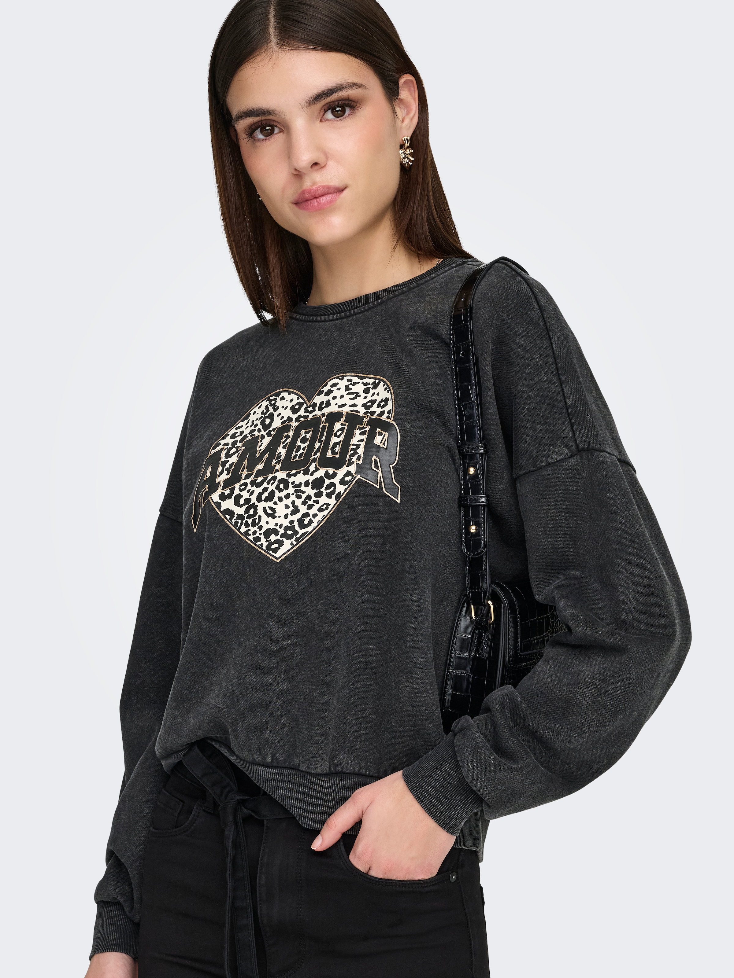 ONLY Sweatshirt »ONLLAUREN L/S LEO O-NECK CC SWT«
