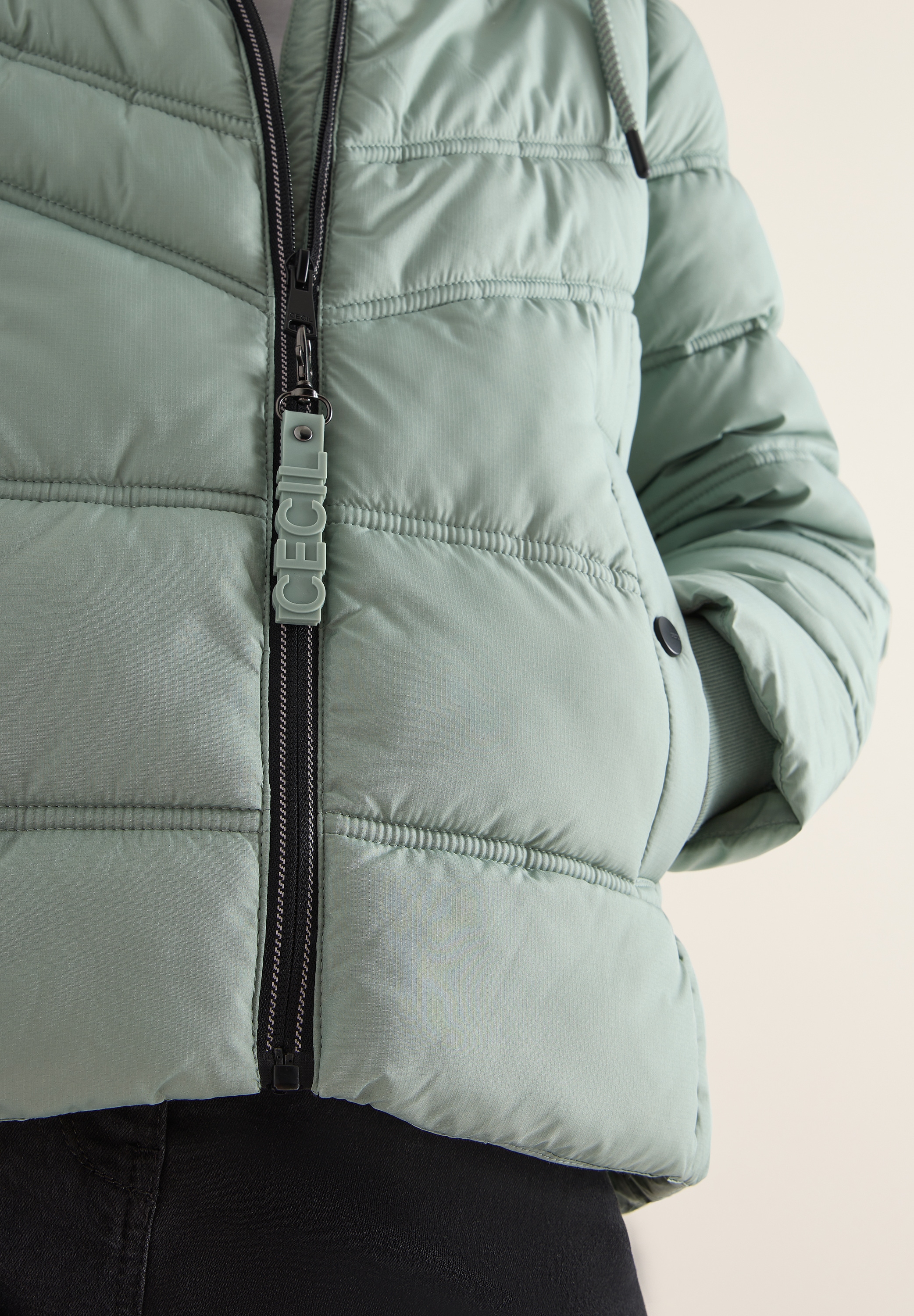 Cecil Steppjacke, mit Kapuze, mit Kapuze