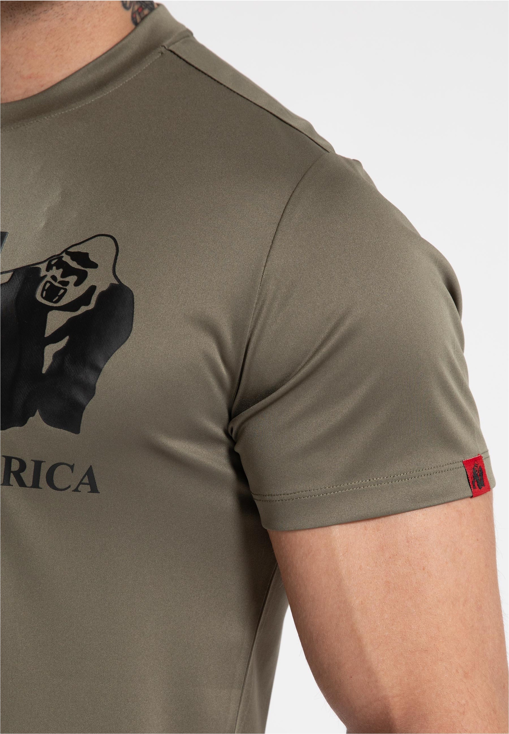 Gorilla Wear Funktionsshirt mit großem Markenprint auf der Front