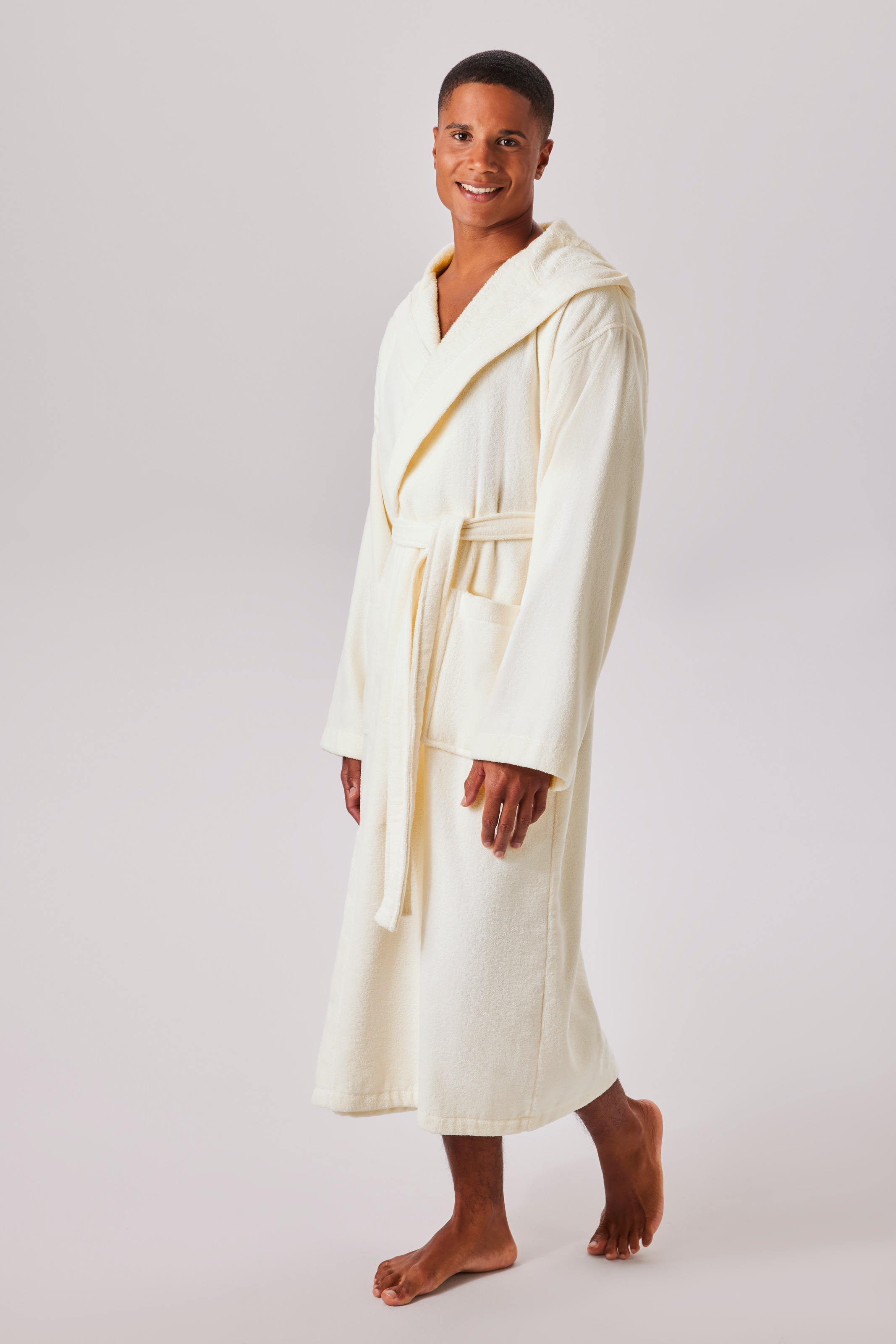 my home Unisex-Bademantel »Regona, Hotelbademantel, Morgenmantel, Standardlänge & Überlänge« 1 Stk. Damen & Herren, mit Taschen, flauschig, weich, Velours, Sauna & Spa