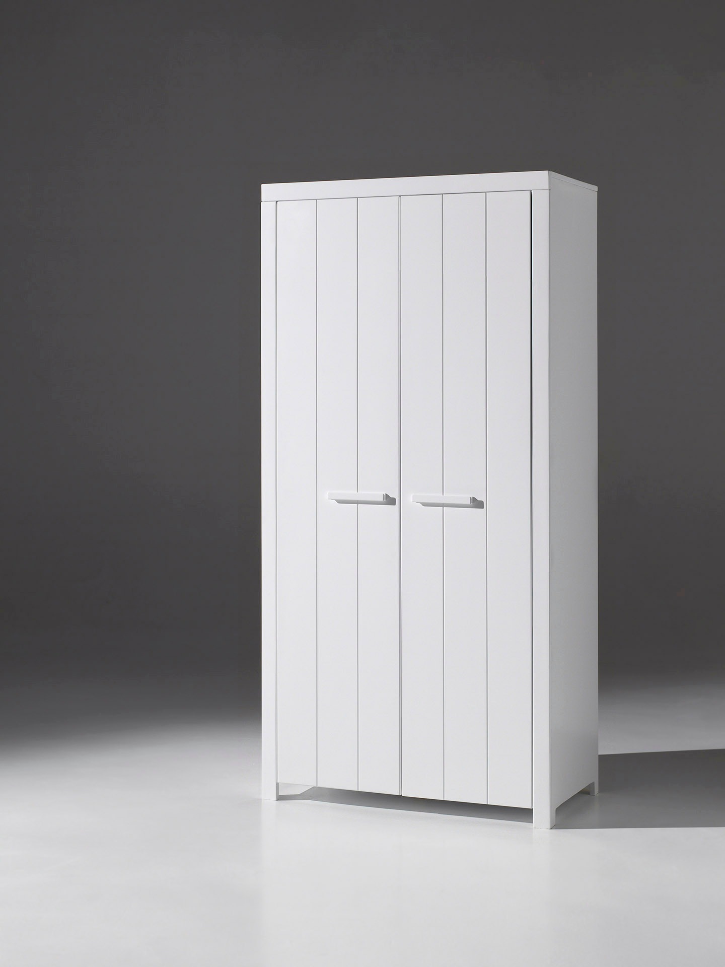 Vipack Kleiderschrank, (Made in Europe), Geräumiger 2-trg. Kleiderschrank in Landhaus Optik, 2 Fächer