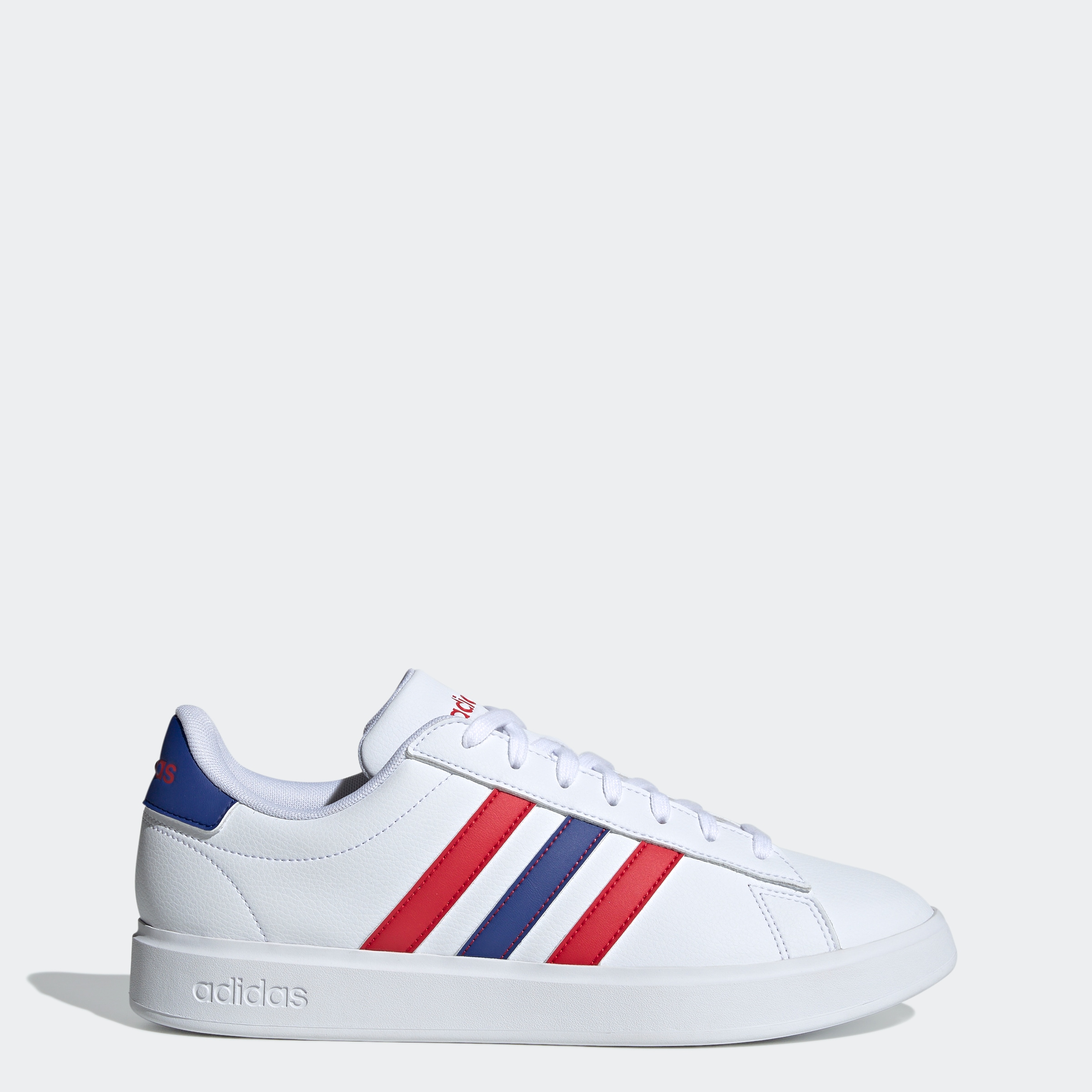 adidas Sportswear Sneaker »GRAND COURT CLOUDFOAM COMFORT«, Design auf den Spuren des adidas Superstar