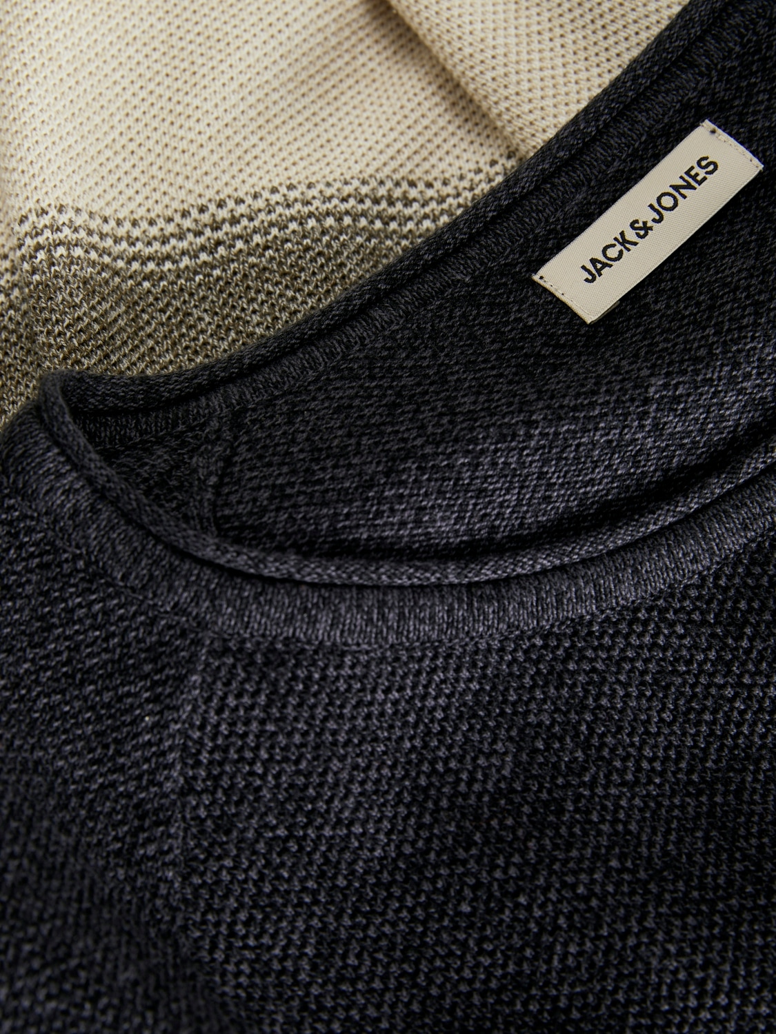 Jack & Jones Rundhalspullover »JJEHILL KNIT CREW NECK NOOS« mit Strukturstrick