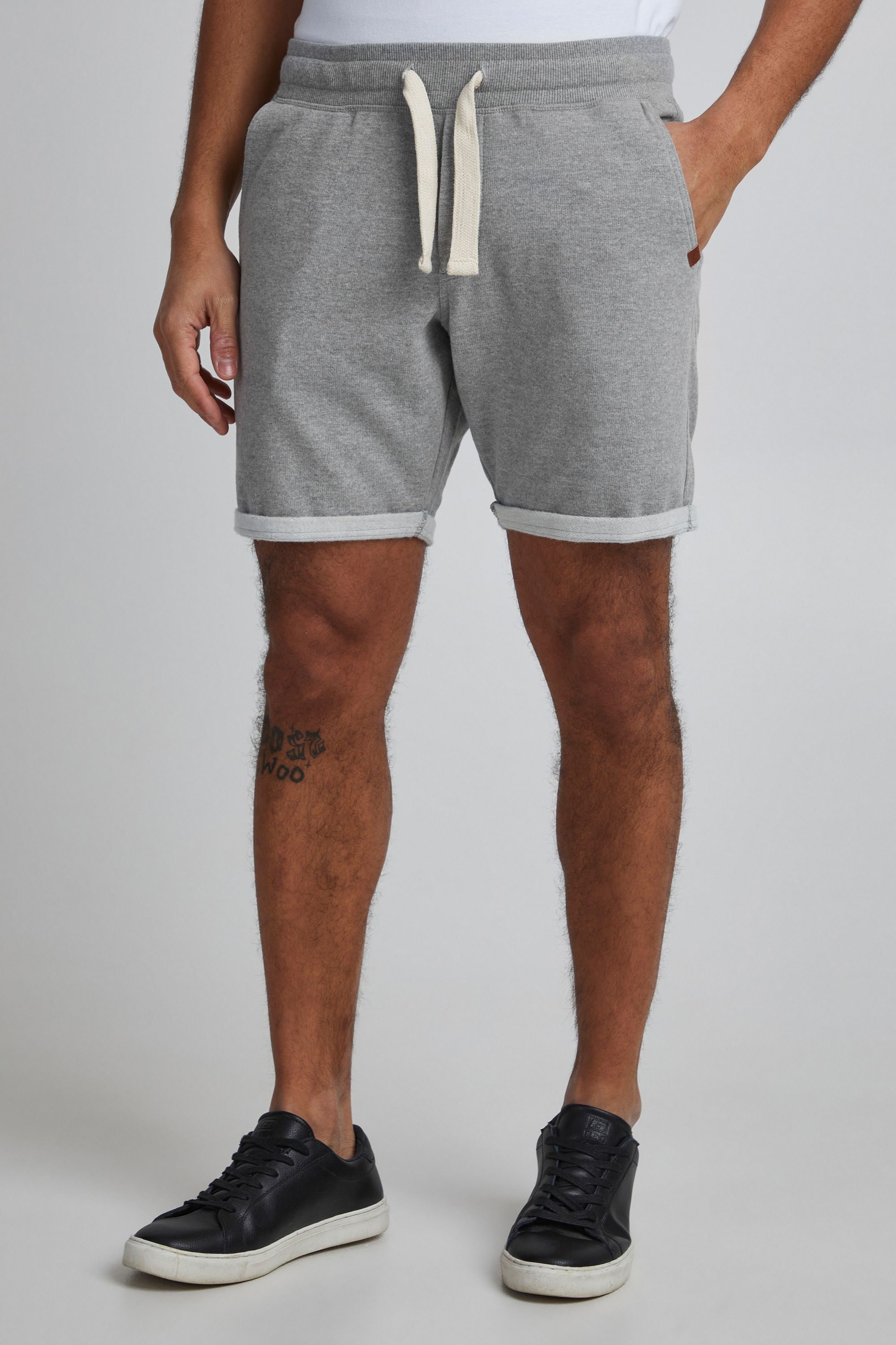 Blend Sweatshorts "BHTimo" Kurze Hose mit fixierten Saumkanten am Bein günstig online kaufen