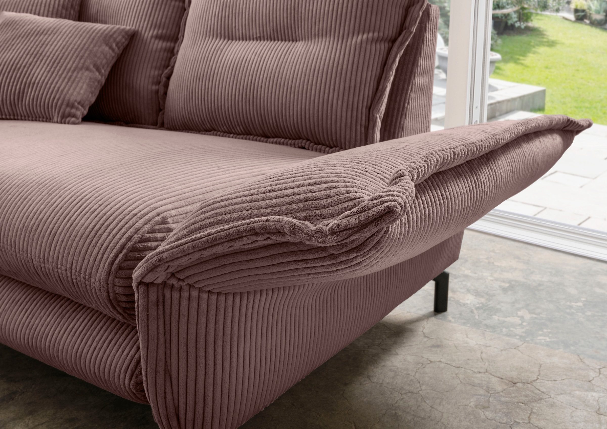 Home affaire 2-Sitzer »LAVA  Breite 168 cm, modern & elegant, aktuelle Kissenoptik, bequem« Armlehnen verstellbar