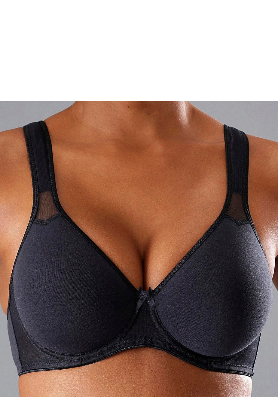 Thumbnail - petite fleur T-Shirt-BH Packung, 2 Stück, mit Bügel und Netzeinsätzen, Basic Dessous