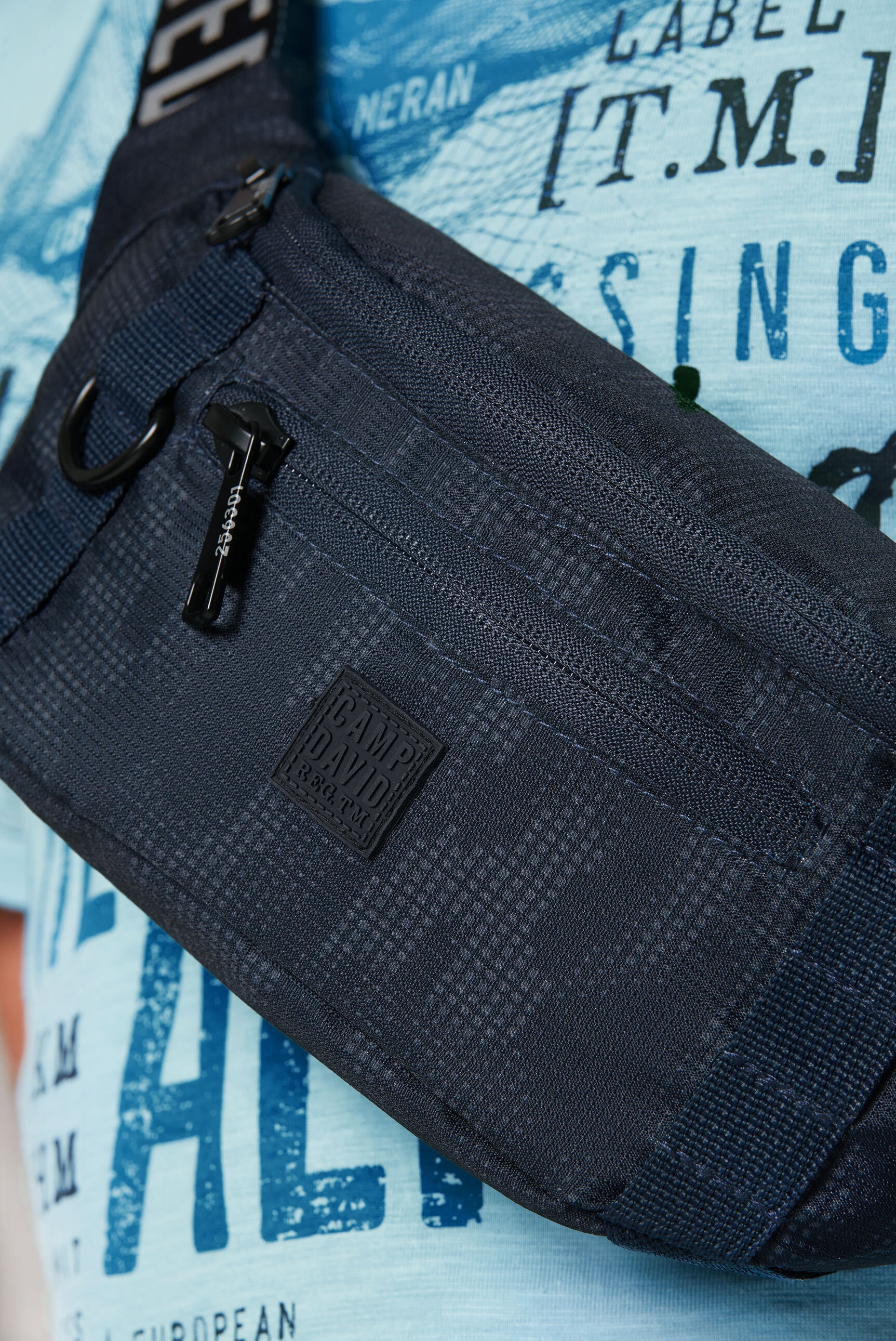 CAMP DAVID Gürteltasche, mit kleinem Vorfach