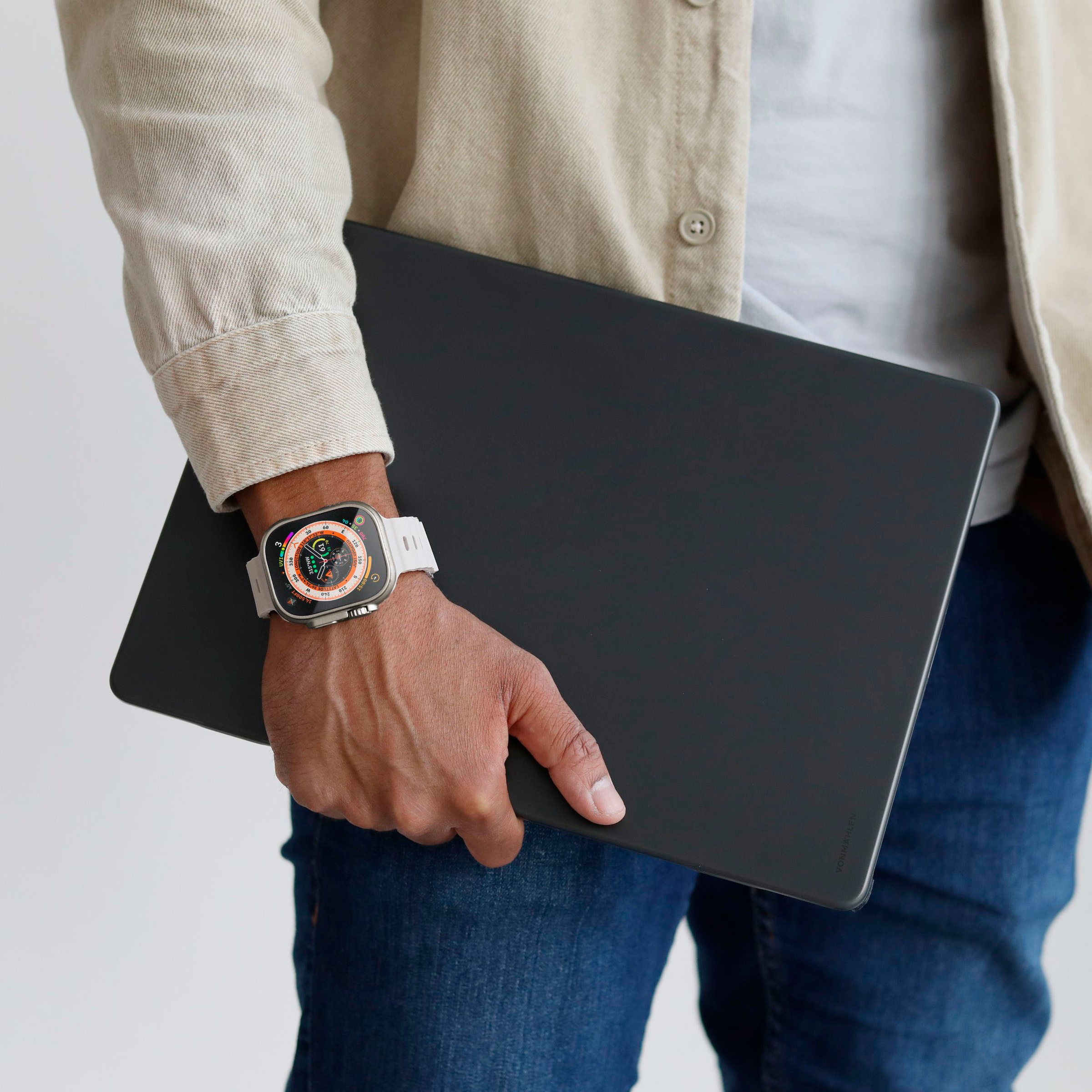 VONMÄHLEN Laptop-Hülle »Transparent Case for MacBook MacBook Pro 16“ Matt Black«