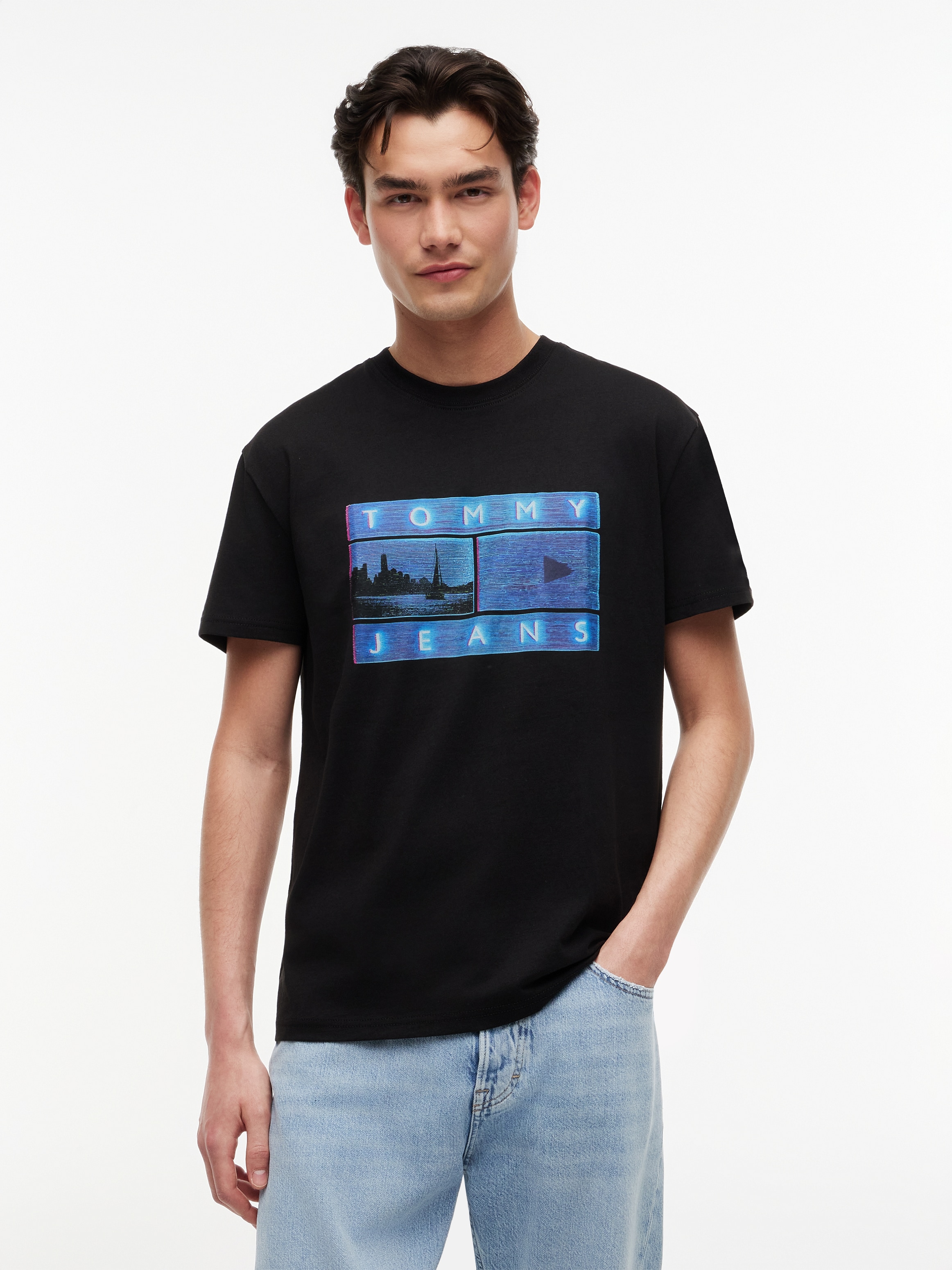 Tommy Jeans T-Shirt "TJM REGULAR PHOTO FLAG"