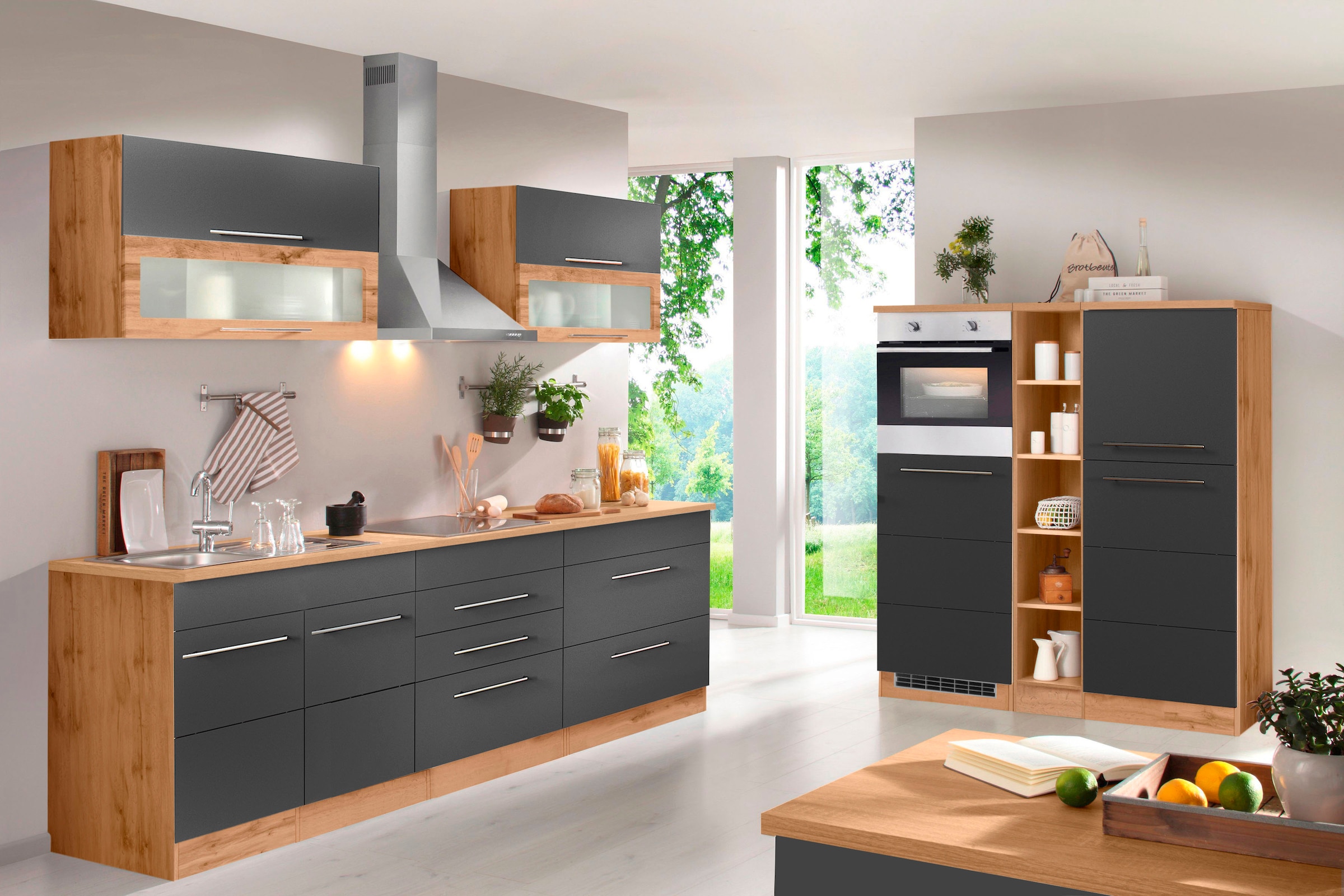 KOCHSTATION "KS-Wien" Breite 430 cm, wahlweise mit E-Geräten und Induktion