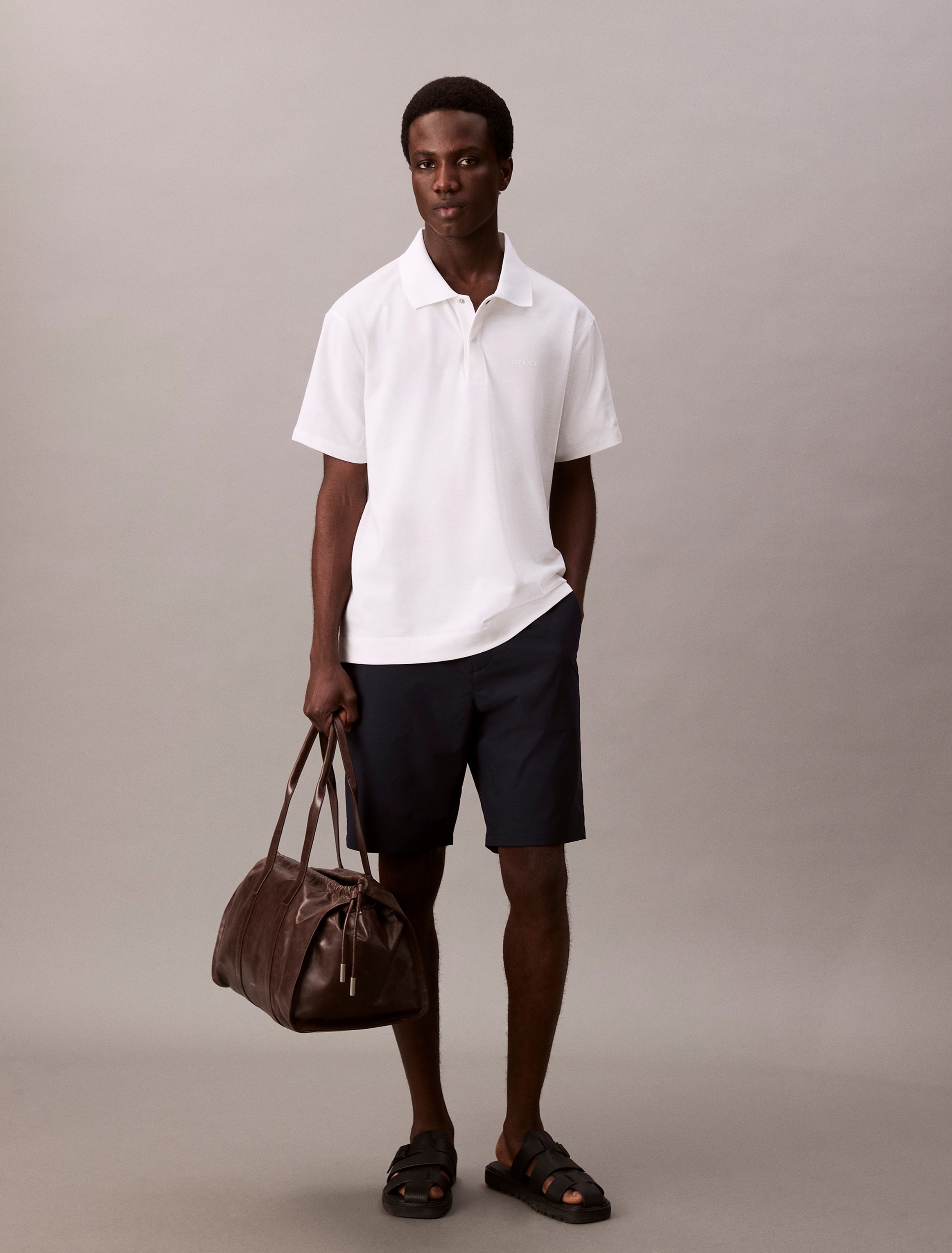 Calvin Klein Shorts »CLASSIC TECH SHORT 9 in«, Mit Gürtelschlaufen