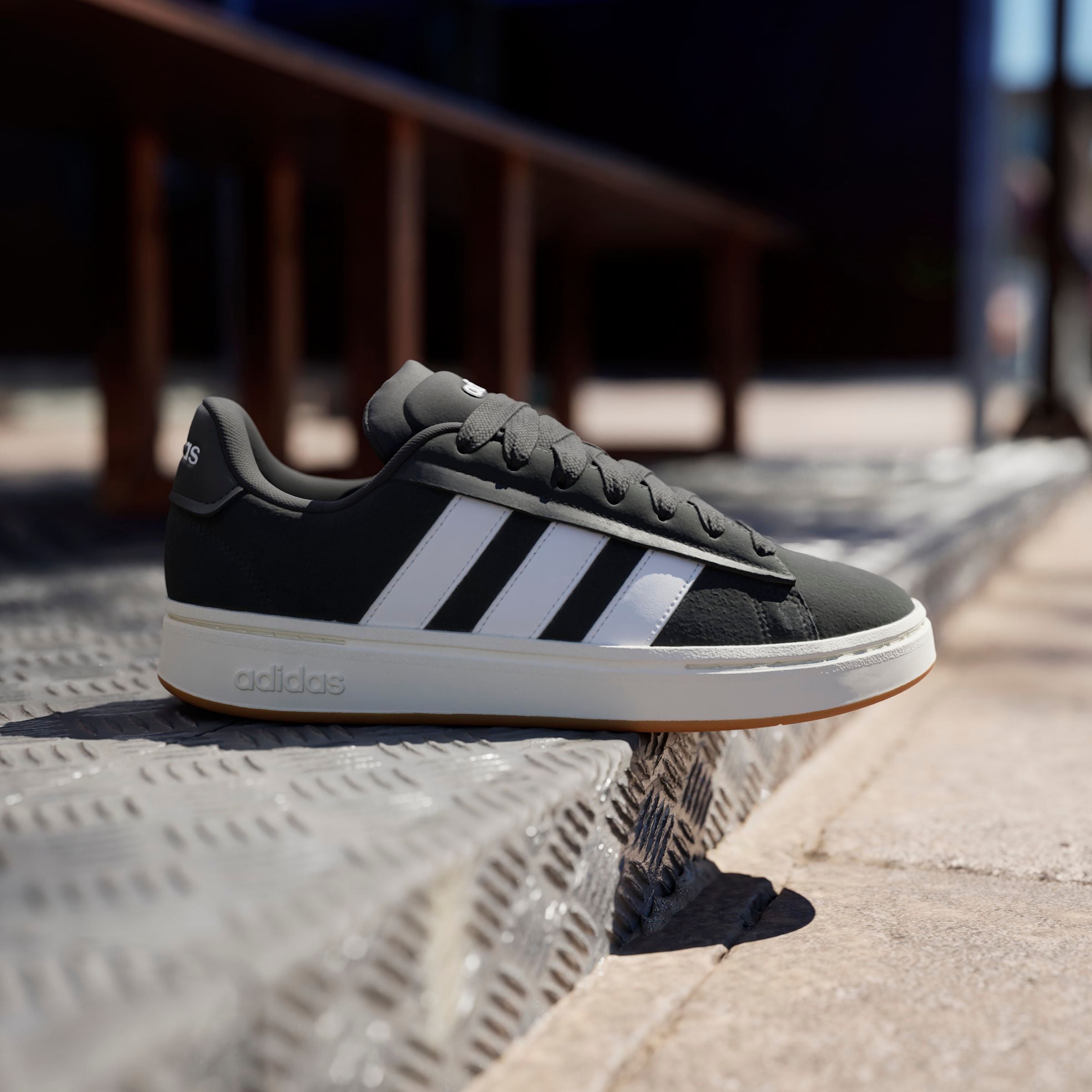 adidas Sportswear Sneaker »GRAND COURT ALPHA«, Design inspiriert vom adidas Campus 00