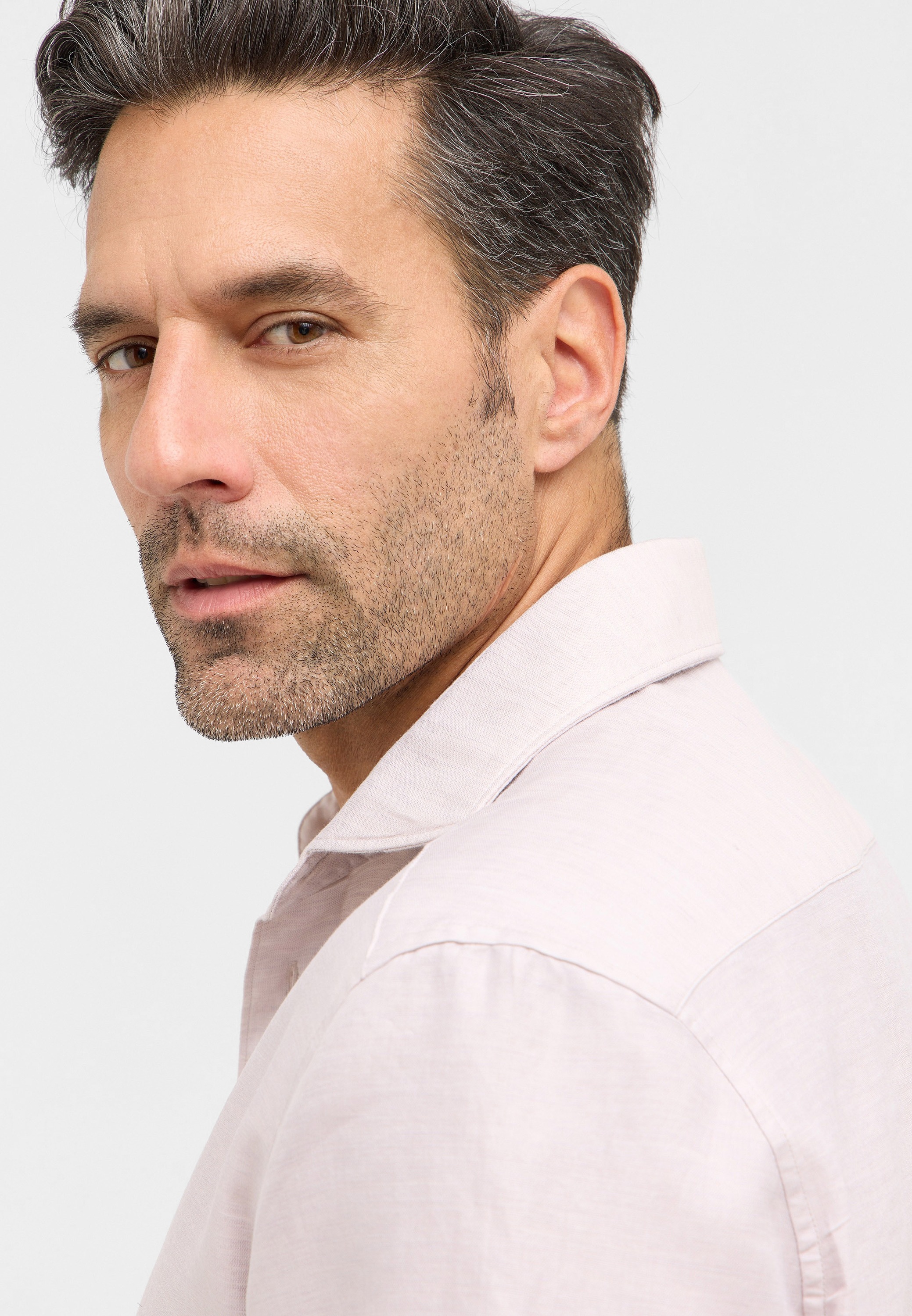 Thumbnail - Eterna Kurzarmhemd "MODERN FIT" EASY IRON (bügelleicht)