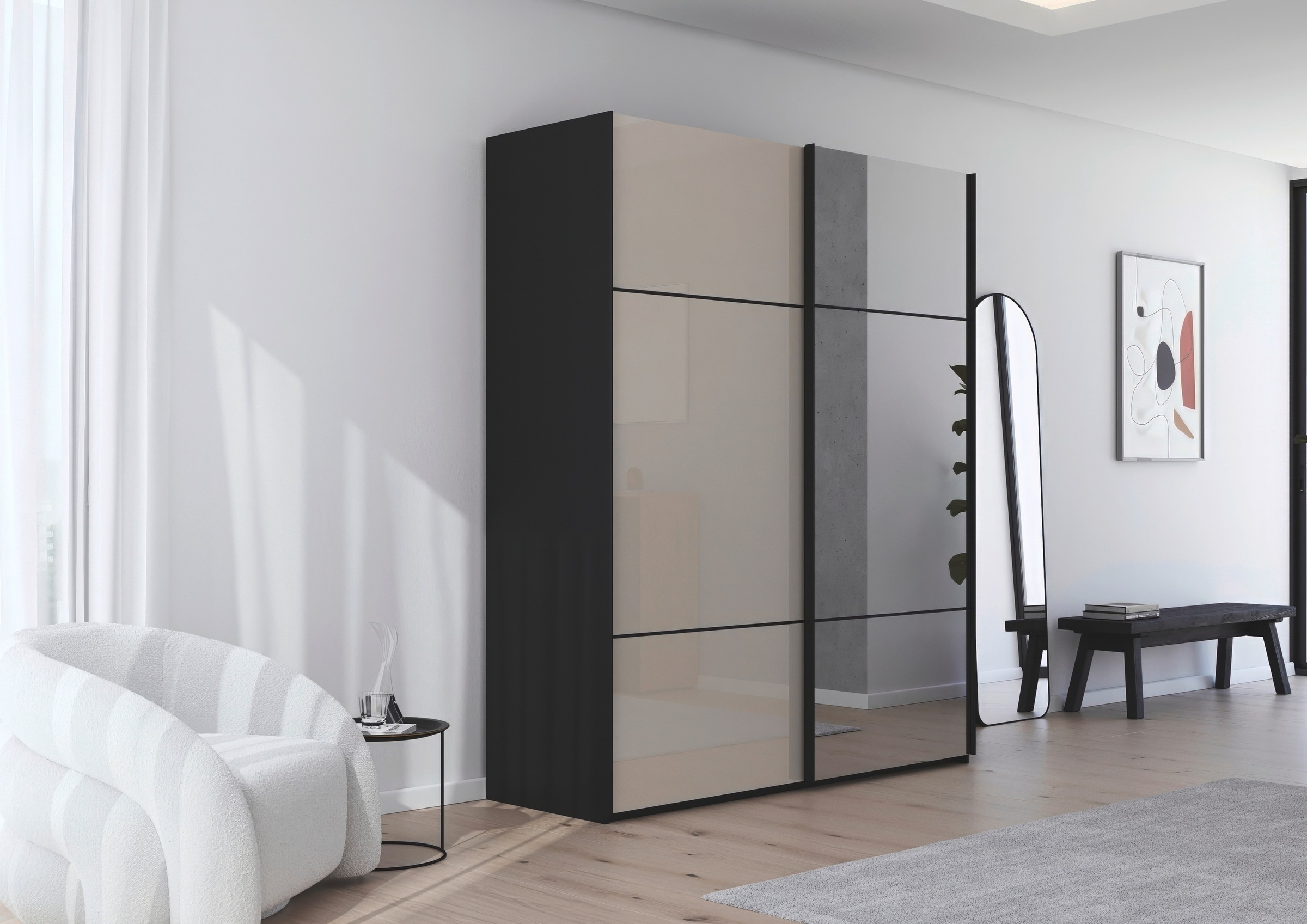 rauch Schwebetürenschrank »Kleiderschrank Schrank Garderobe Schlafzimmerschrank SCALE-TRIO« edle dreigeteilte Front mit 2 Zierleisten Spiegel/Glas MADE IN GERMANY