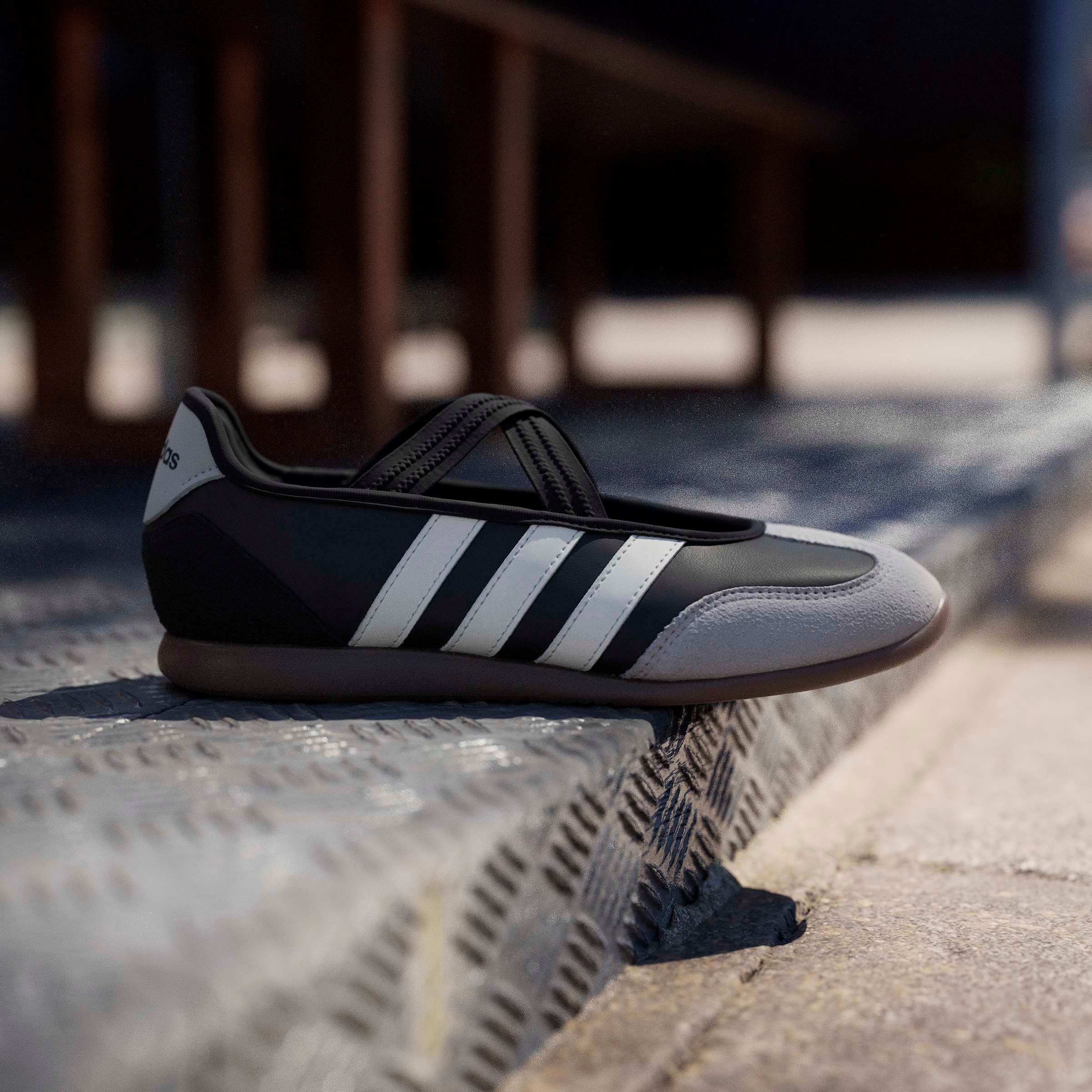 adidas Sportswear Sneaker Ballerinas »BARREDA MARY JANE«  inspiriert vom design des adidas samba mary jane