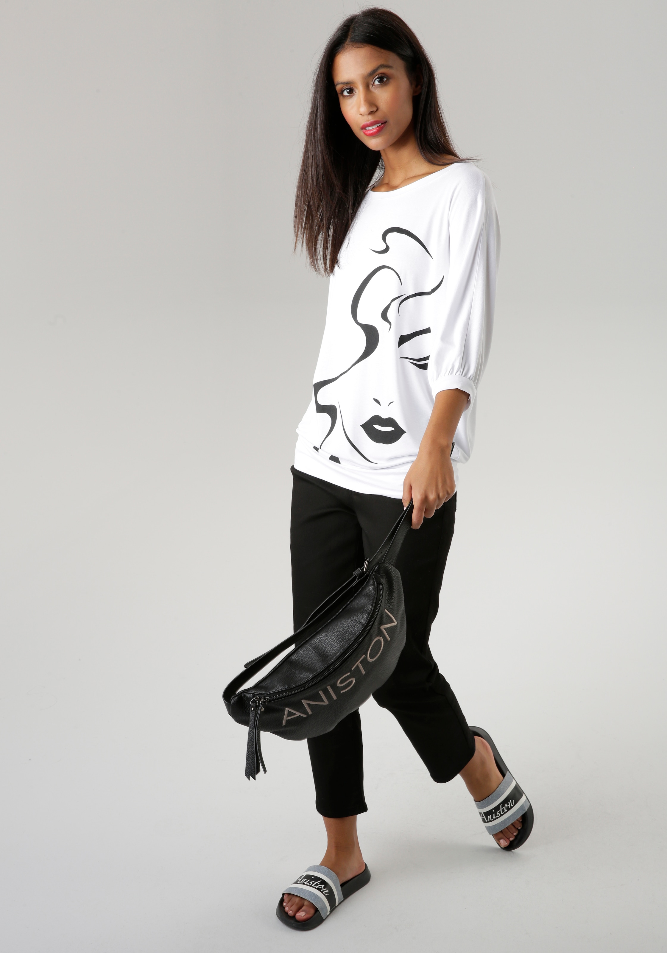 Aniston SELECTED Fledermausshirt, mit abstraktem Gesichtsdruck