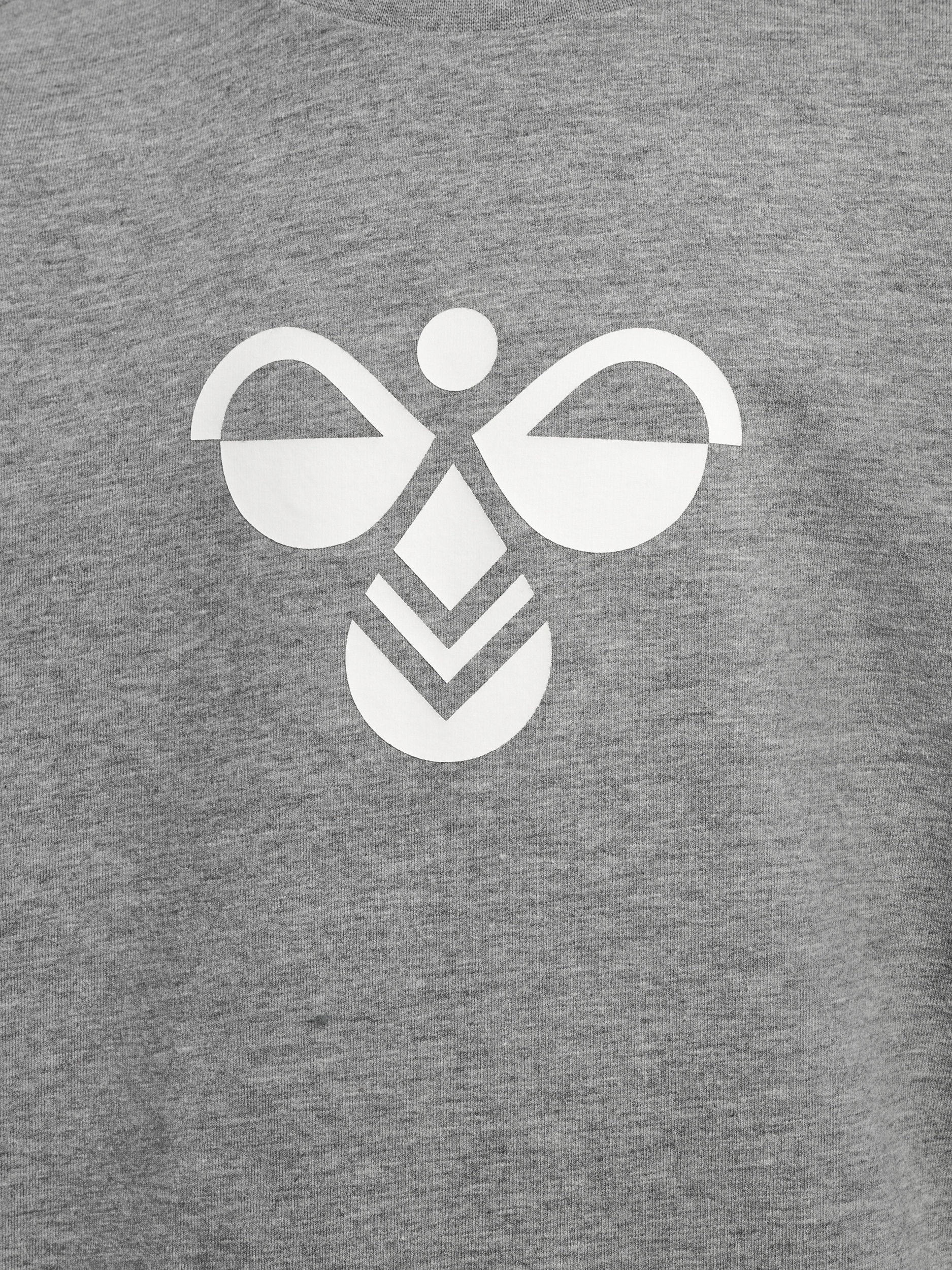 hummel Sweatshirt »HMLJR REG TUKAS SWEATSHIRT«, sportlicher Stil, mit Logo-Druck und seitlichen Winkeln
