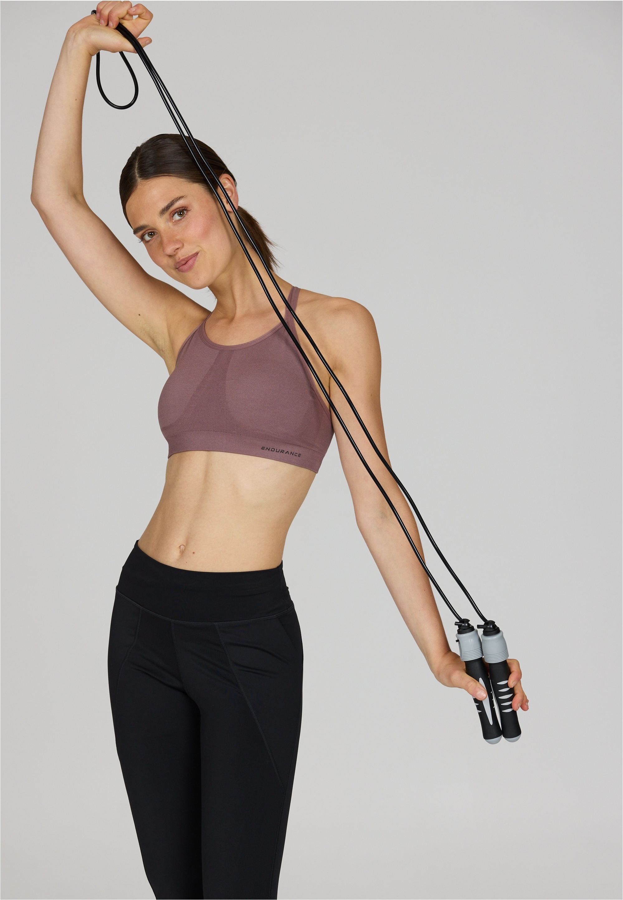 ENDURANCE Springseil mit integriertem Zähler