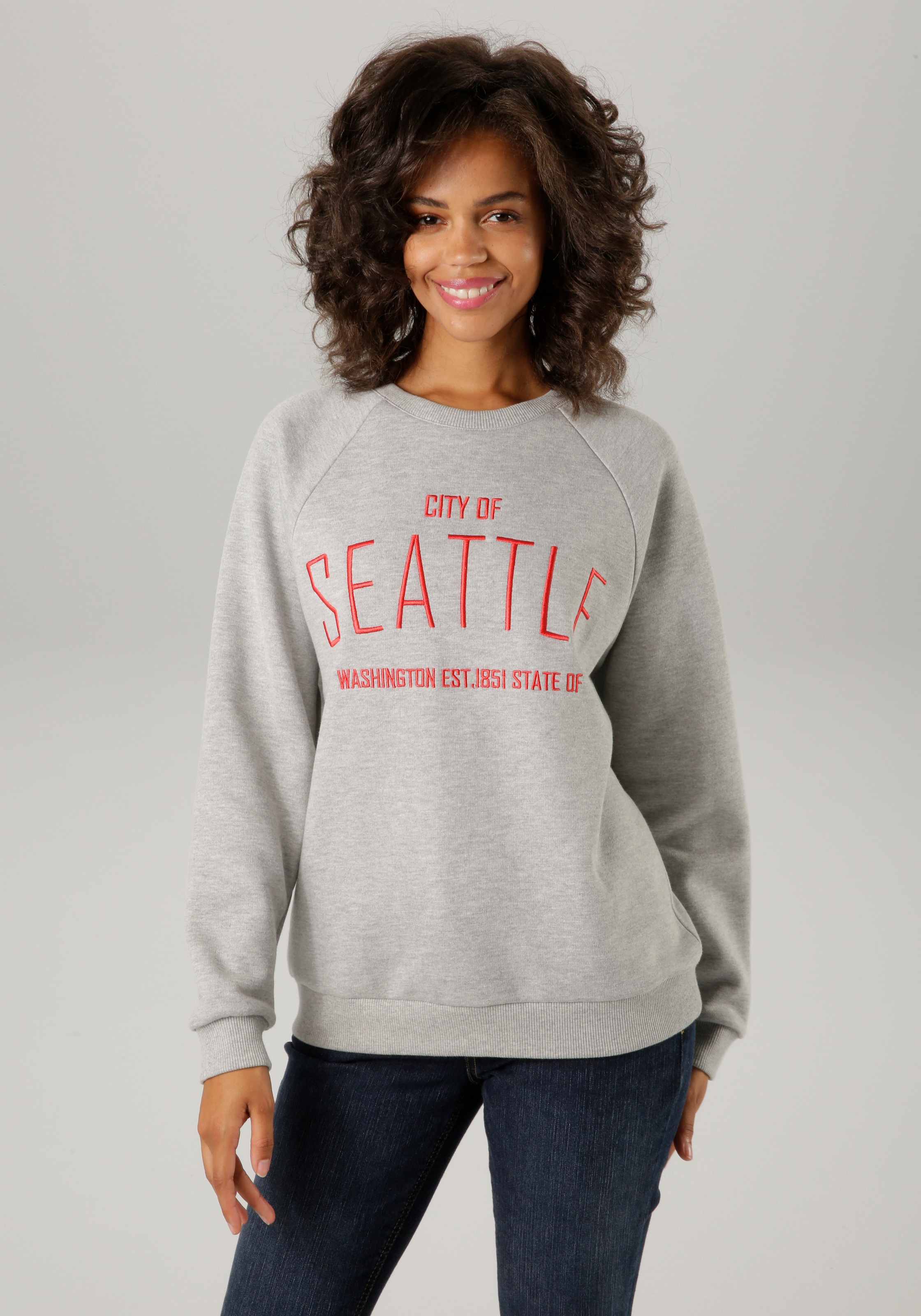 Sweatshirt, mit gesticktem SEATTLE-Schriftzug