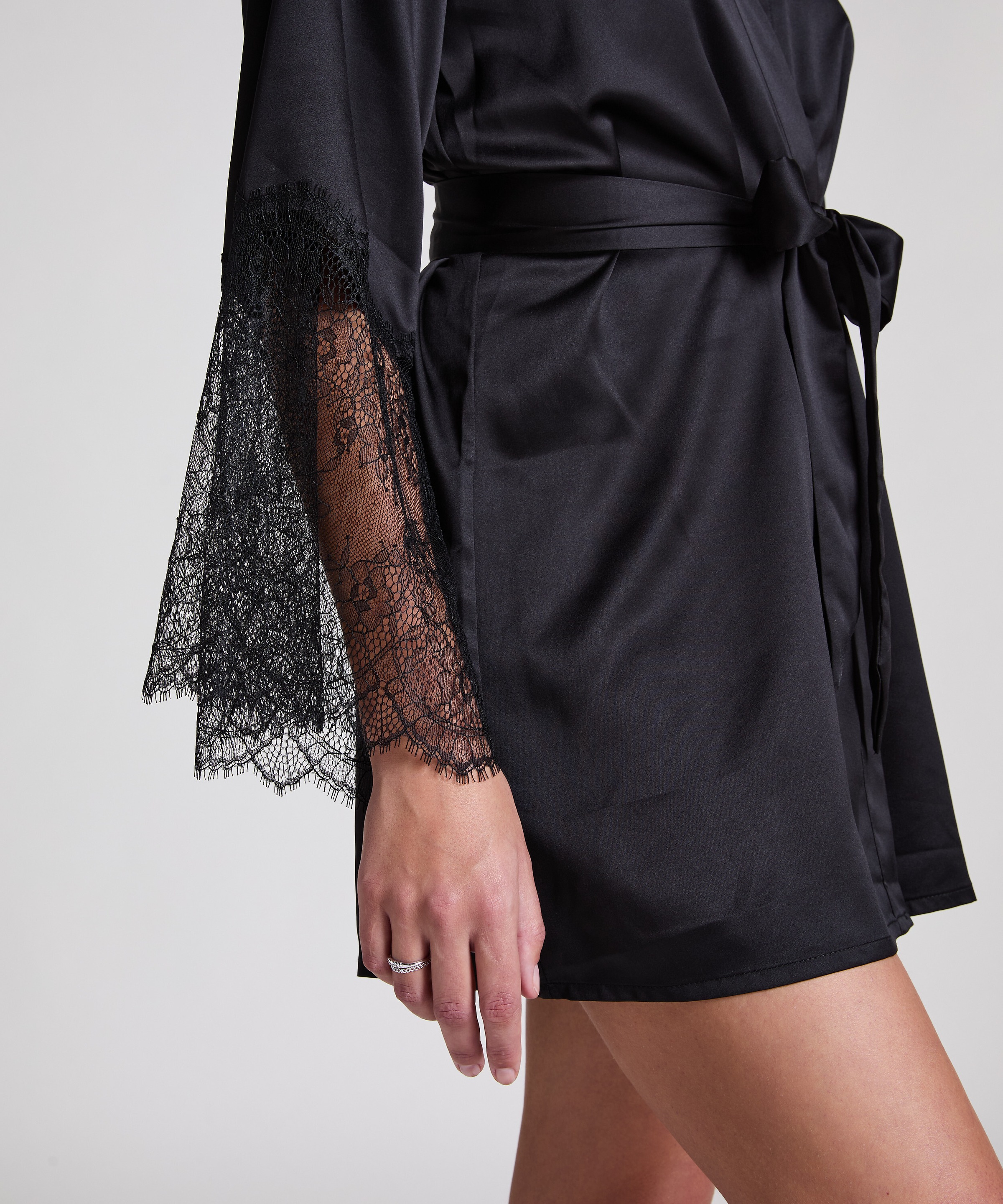 Hunkemöller Bademantel »Satin Kimono«